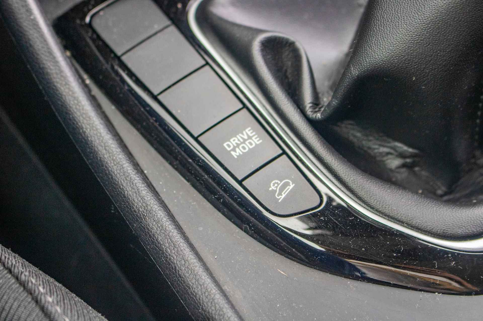 Hyundai Tucson 1.6 T-GDI Comfort Smart MHEV | CAMERA | 150 PK | LMV | CLIMA - 35/40