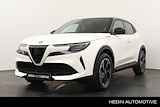 Alfa Romeo Junior Elettrica Speciale 54 kWh Apple carplay/Android auto | Warmtepomp | Keyless | Stoelverwarming | Dodehoek detectie