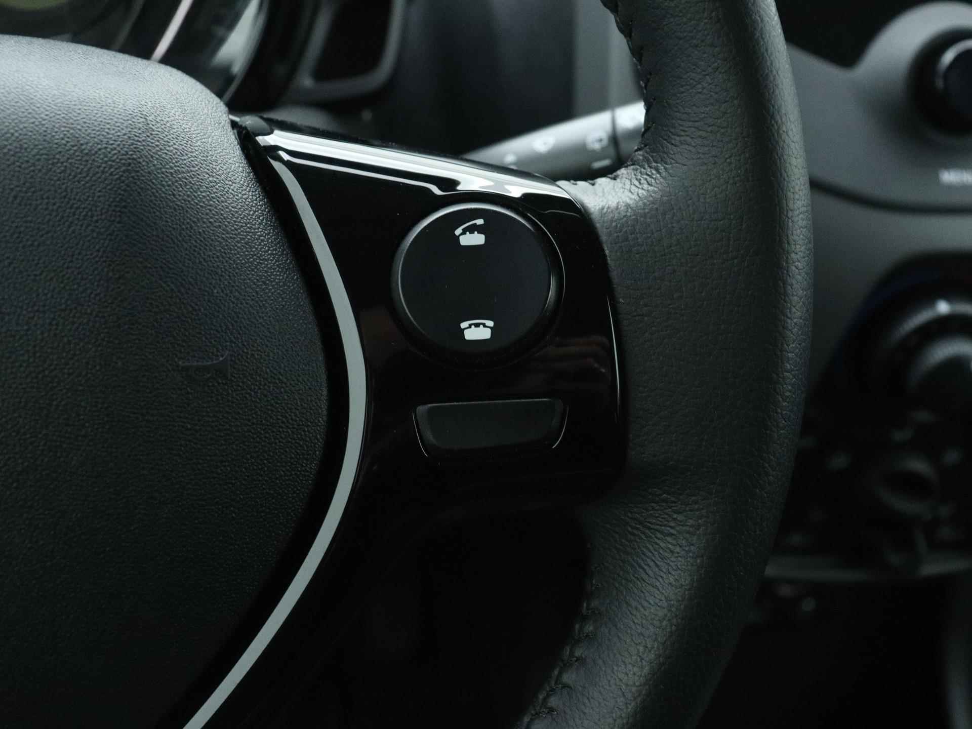 Peugeot 108 Active 72pk | Airco | Mistlampen Voor | Bluetooth | Lederen Stuur | Buitenspiegels Elektrisch Verstel- En Verwarmbaar - 25/31
