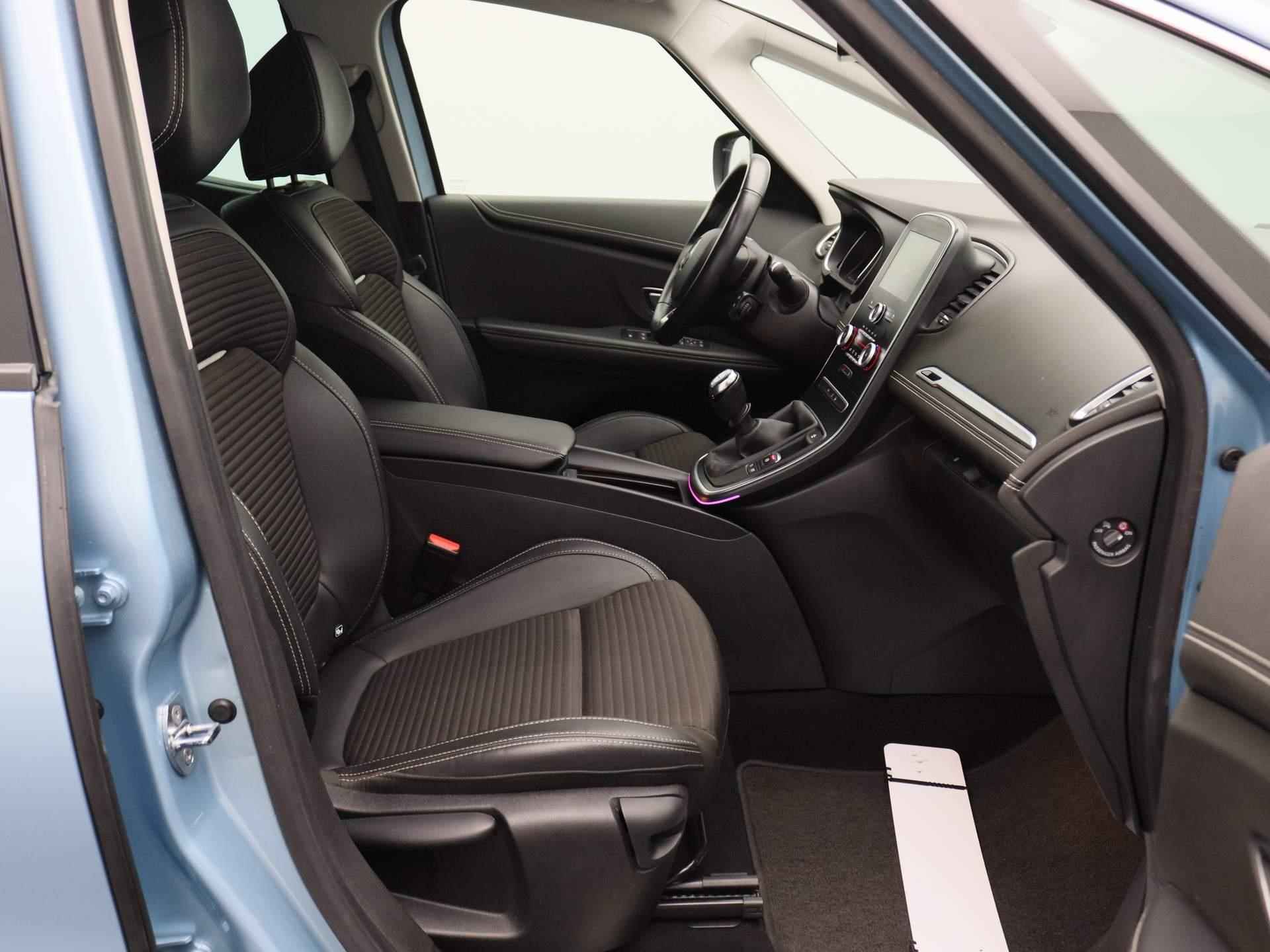 Renault Scénic 1.2 TCe Intens | Navigatie| Apple CarPlay/Android auto | parkeersensoren voor+achter + camera - 22/25