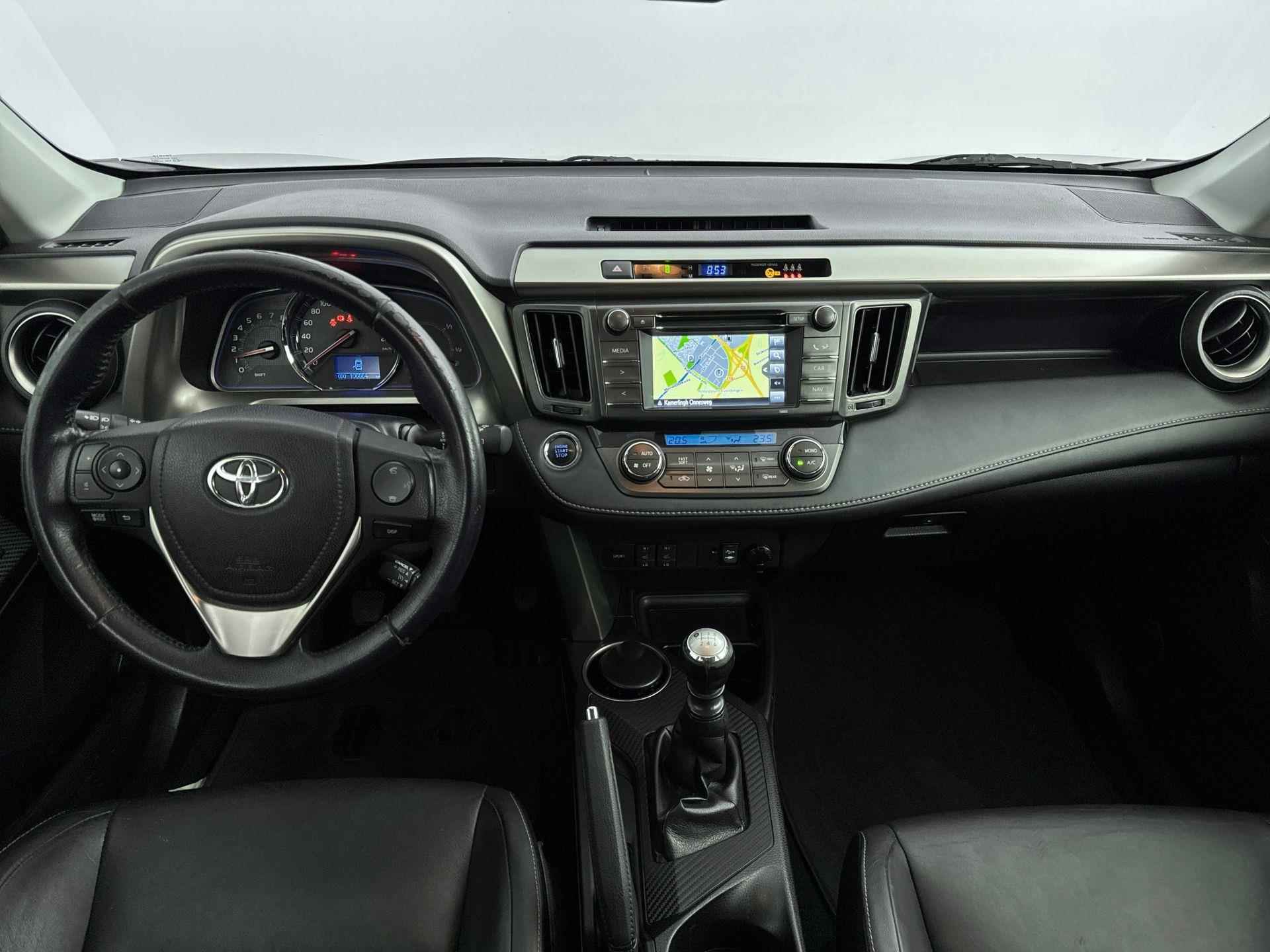 Toyota RAV4 2.0 DYNAMIC 4WD | TREKHAAK | LEDER | 17'' LMVELGEN | NAVI | CLIMA | CRUISE | CAMERA | STOELVERWARMING | - 10/33