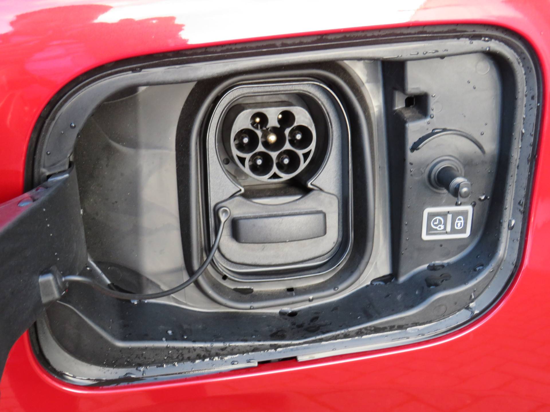 Citroën Ë-C4 Shine | Rijklaar | Stoelverwarming | Adaptive Cruise Control | Lane Assist, Parkeersensoren V+A , Achteruitrij-Camera - 2/20