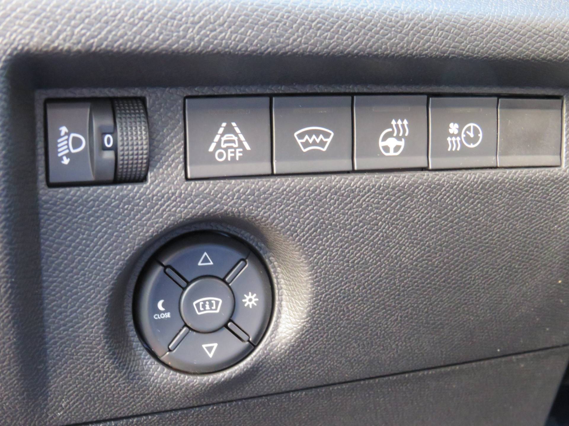 Citroën Ë-C4 Shine | Rijklaar | Stoelverwarming | Adaptive Cruise Control | Lane Assist, Parkeersensoren V+A , Achteruitrij-Camera - 9/20