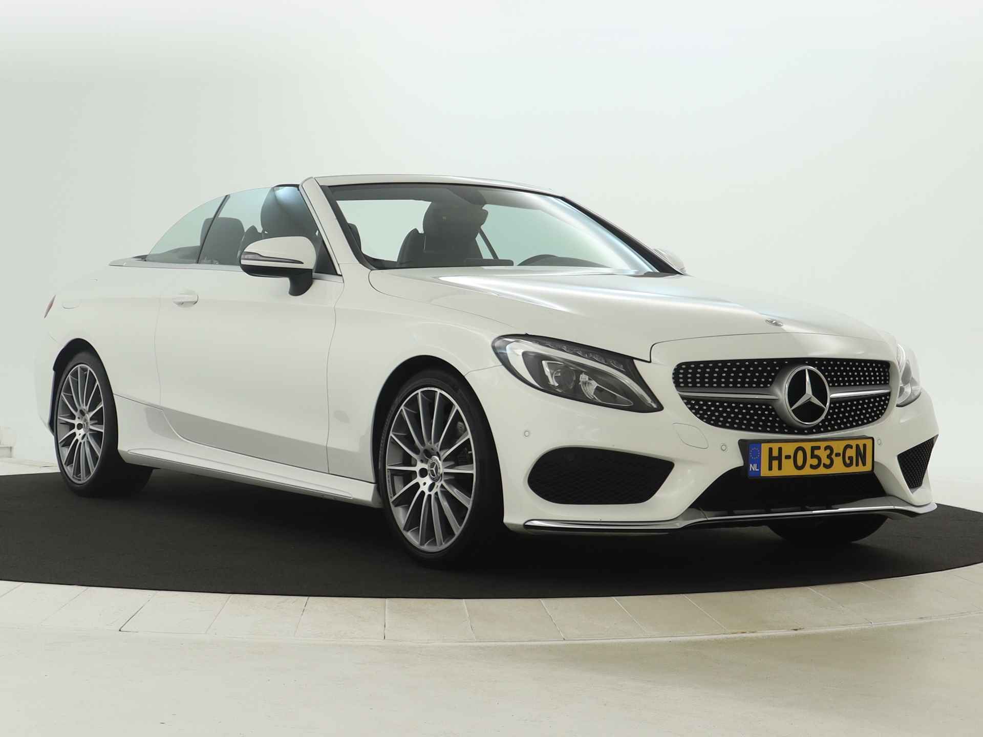 Mercedes-Benz C-Klasse Cabrio 180 AMG Sportpakket | Aircap & Airscarf | Burmester Sound | Sfeerverlichting | Stoelverwarming |  LED | - 4/46