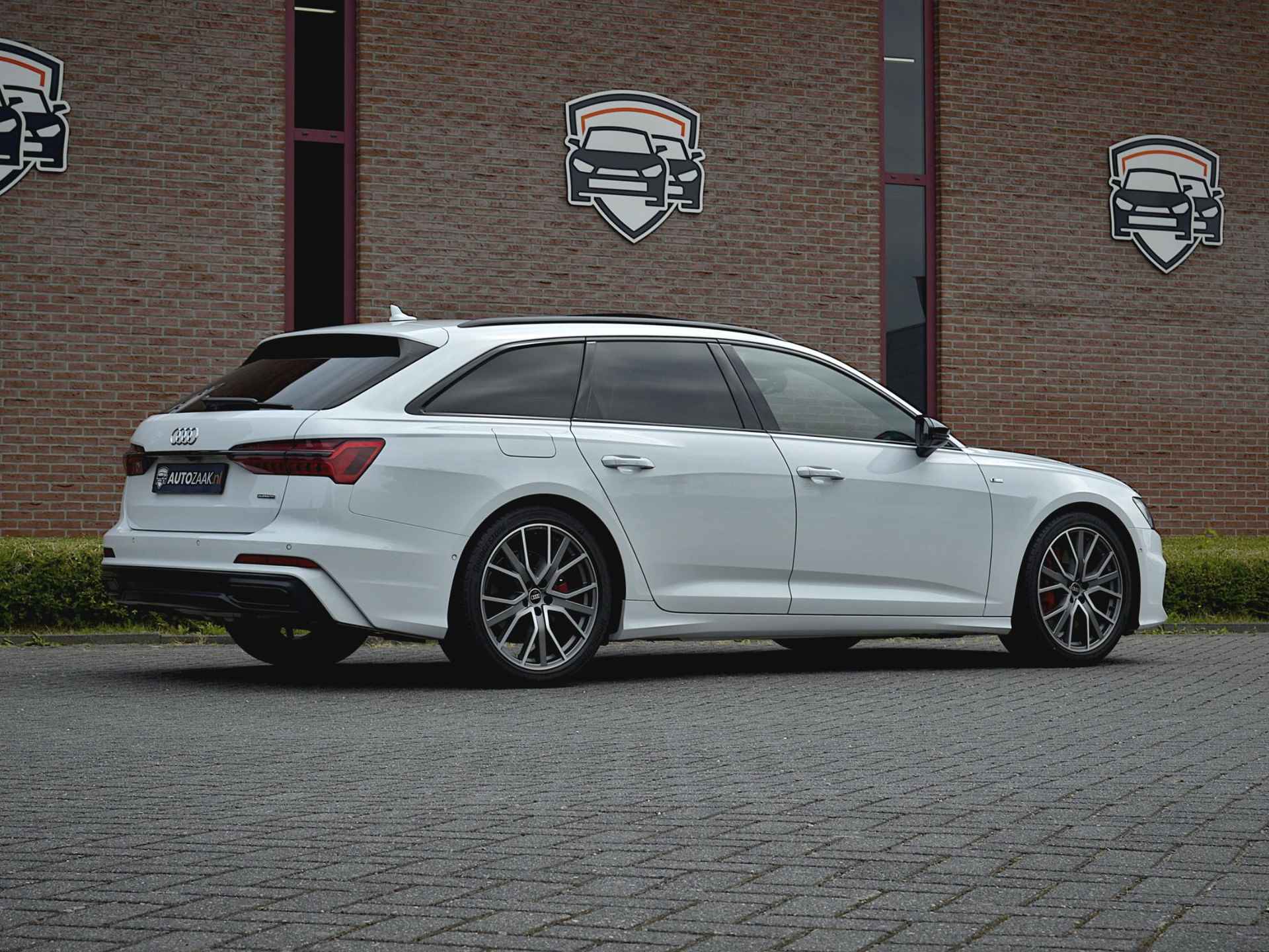 Audi A6 Avant 55 TFSIe Quattro Pro Line S Competition - 6/25