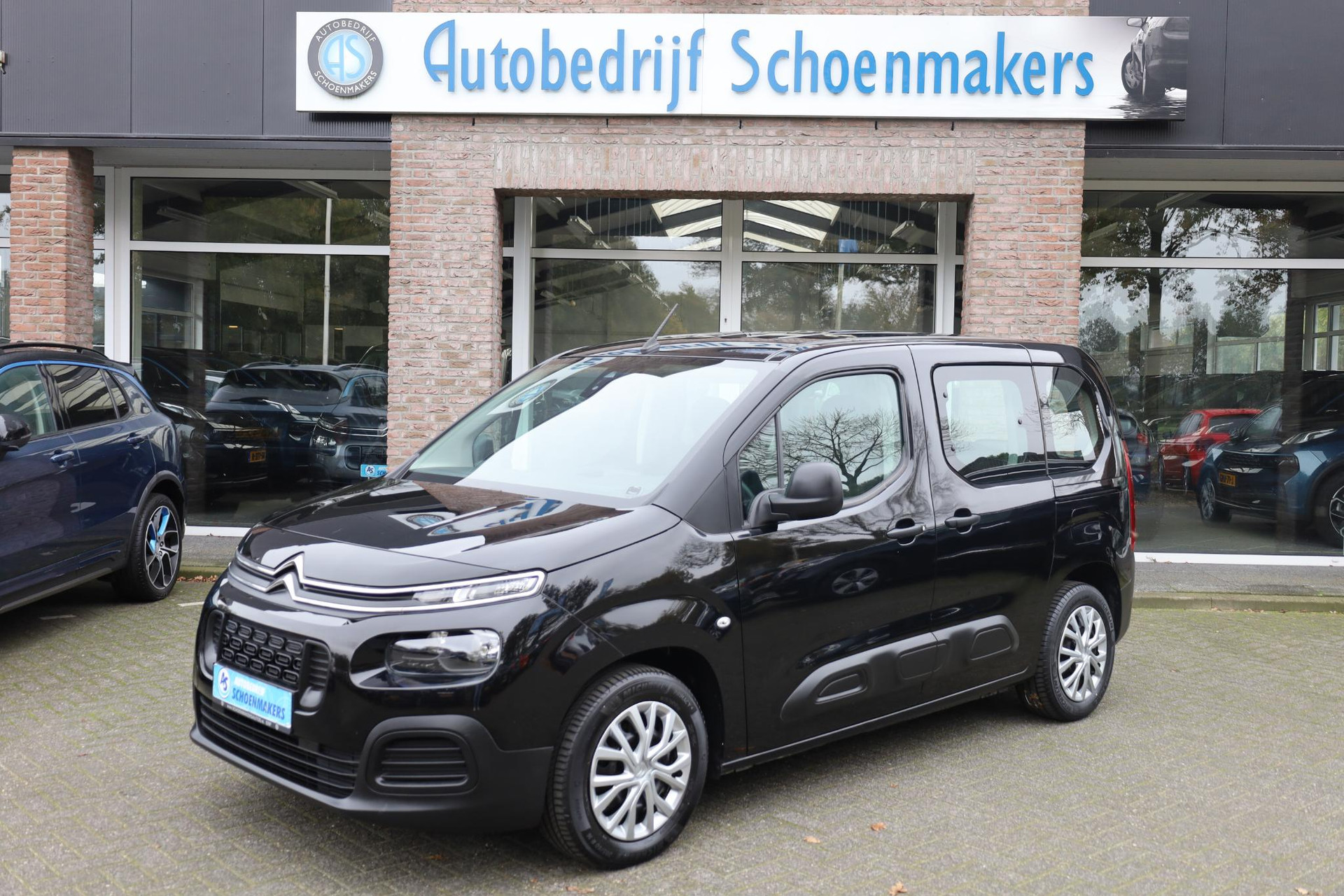 Citroen Berlingo 1.2 PureTech 5-PERSOONS CRUISE CLIMA VERKEERSBORD/RIJBAANDETECTIE