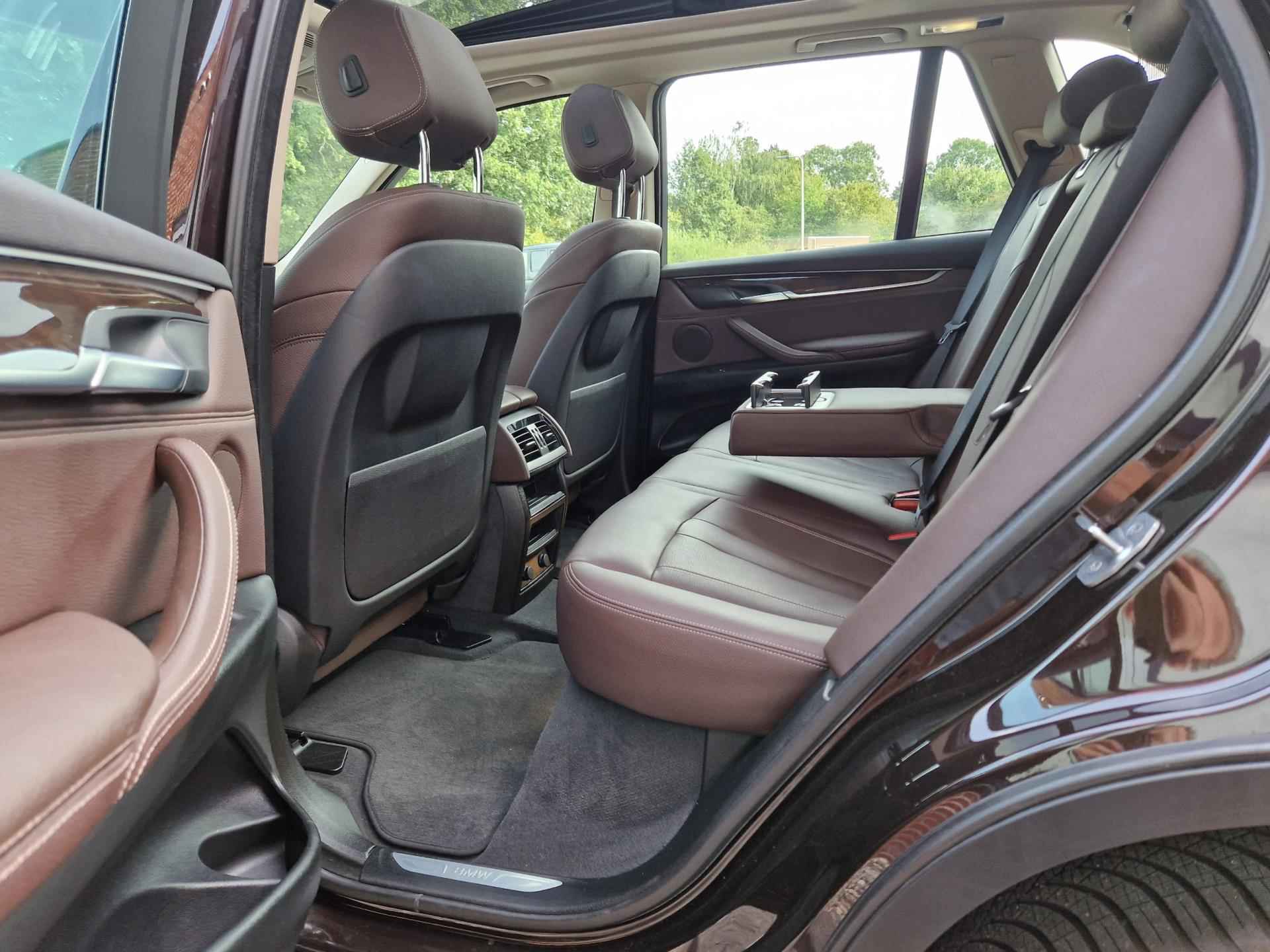 BMW X5 XDrive30d High Executive Panorama-dak Elektrische Sportstoel + Geheugen Trekhaak 3500 Kg Camera WLAN Draadloos laden Alarm3 - 16/37