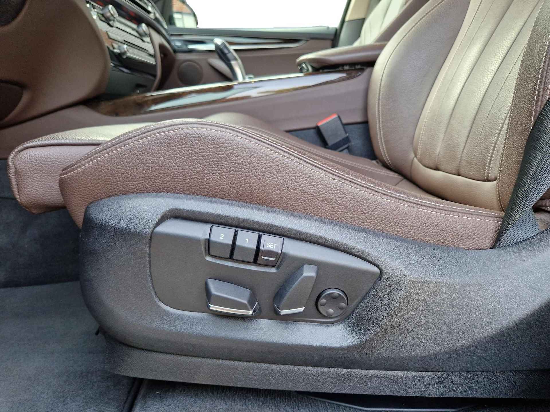 BMW X5 XDrive30d High Executive Panorama-dak Elektrische Sportstoel + Geheugen Trekhaak 3500 Kg Camera WLAN Draadloos laden Alarm3 - 5/37