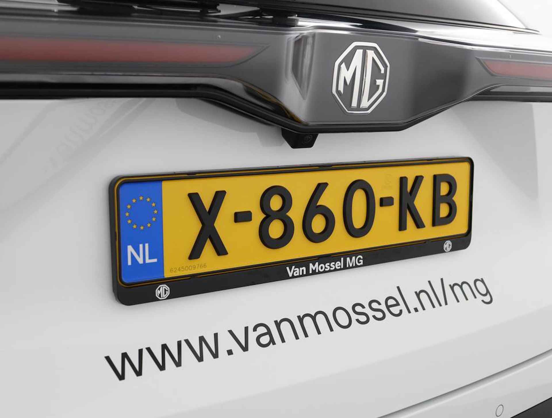 MG 4 Trophy Extended Range 77 kWh € 2000,= subsidie mogelijk | 520 km WLTP | - 37/50