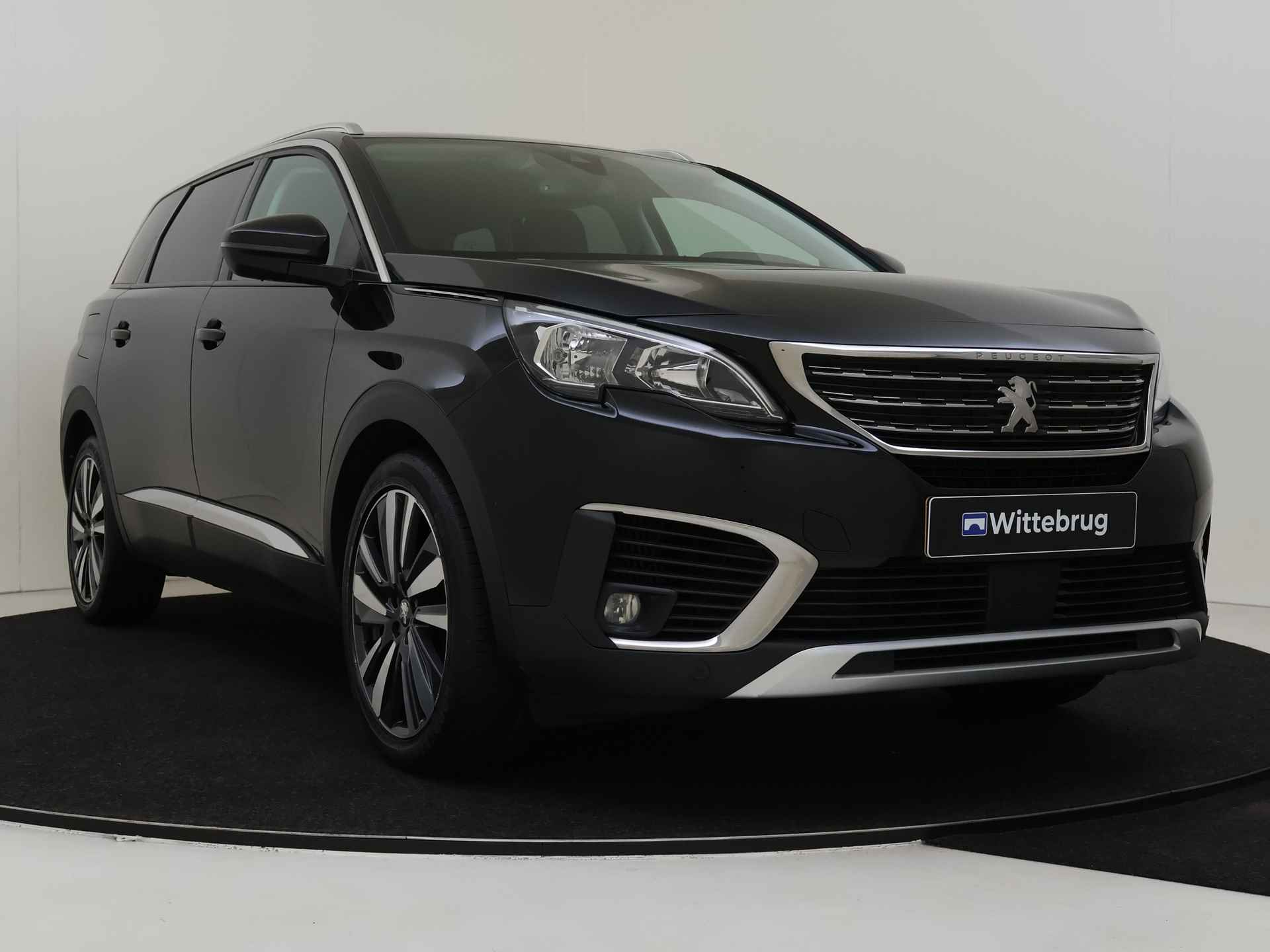 Peugeot 5008 1.2 PureTech Blue Lease Premium 130 pk | Trekhaak | Navigatie | Climate Control - 4/39