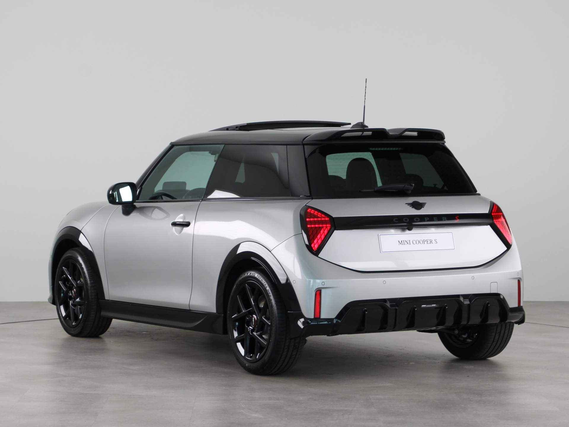 MINI Cooper S John Cooper Works Pakket XL PRIVATE LEASE EUR 671,- (48 mnd/10.000 km) - 13/27