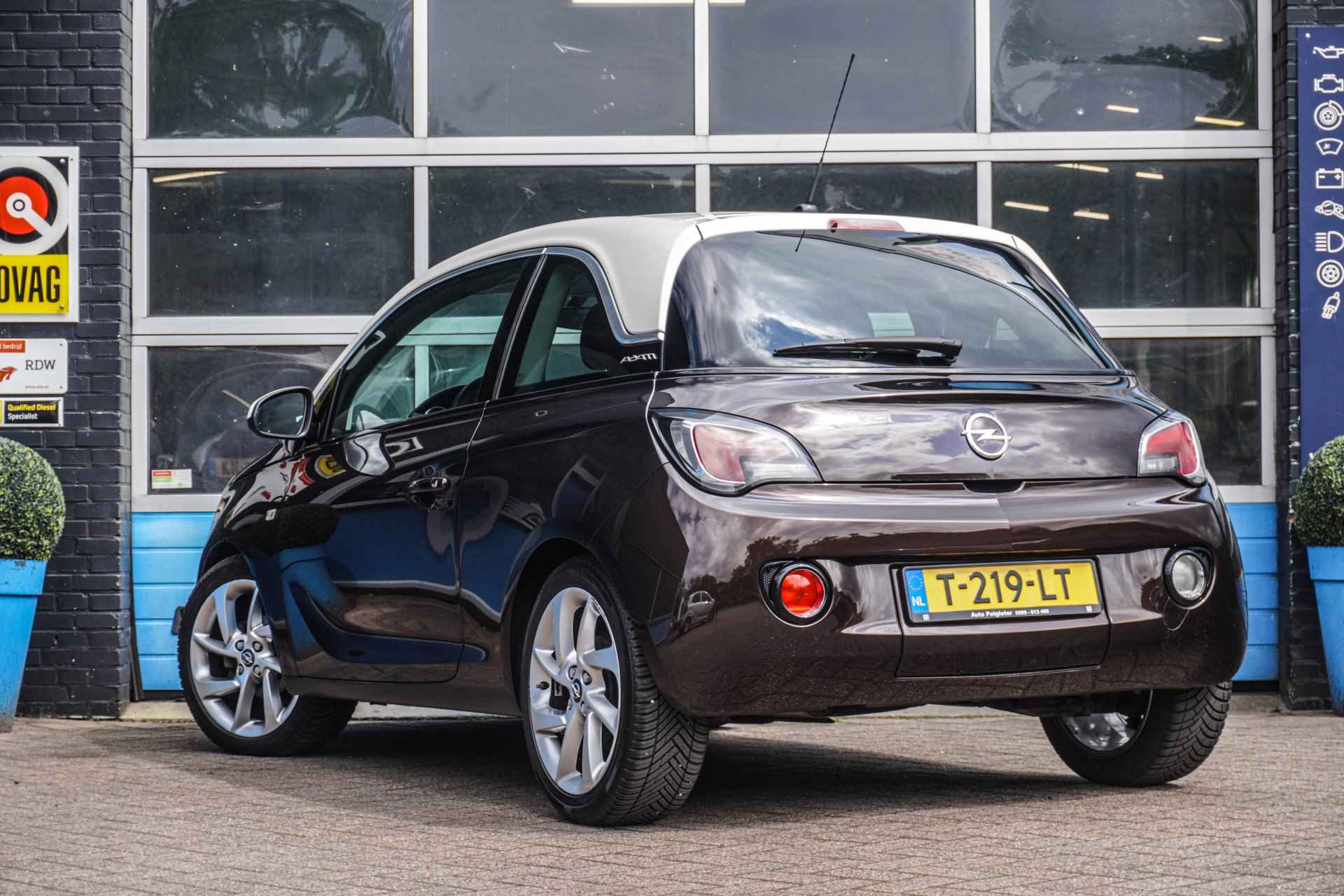 Opel ADAM 1.0 Turbo Rocks | Ingebouwde Fietsendrager | Cruise Control | Rijklaar + 12 Maand BOVAG Garantie - 3/29