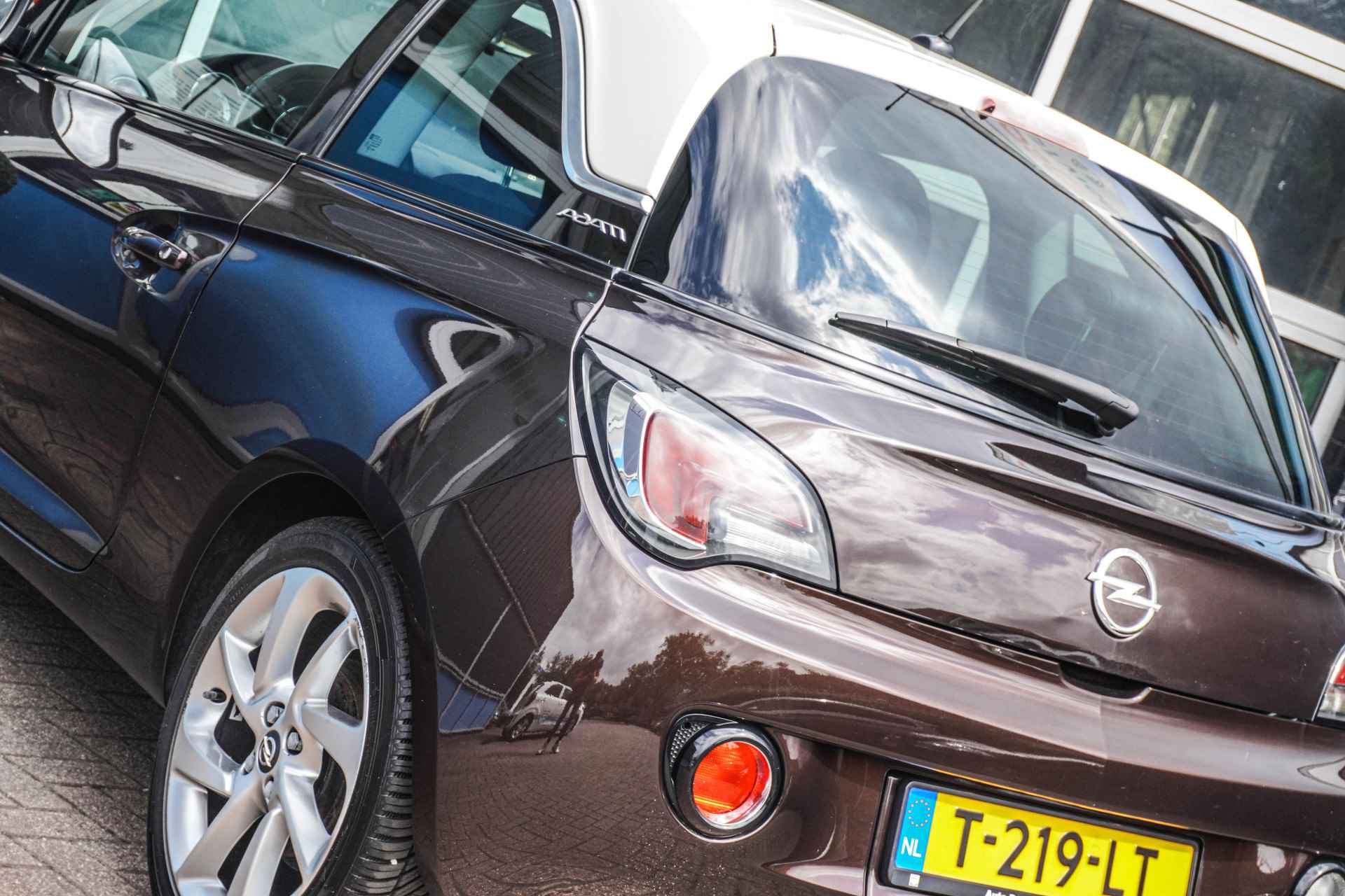 Opel ADAM 1.0 Turbo Rocks | Ingebouwde Fietsendrager | Cruise Control | Rijklaar + 12 Maand BOVAG Garantie - 10/29