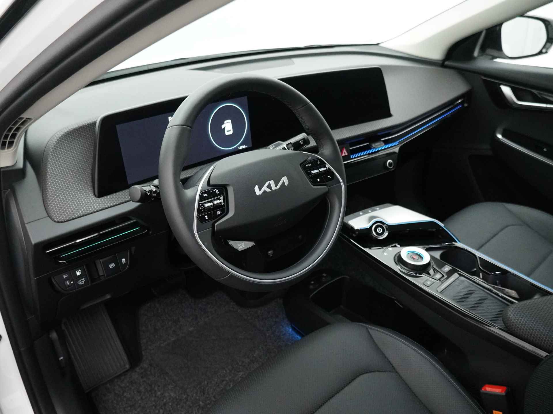 Kia Ev6 Plus 77 kWh RWD 229PK - Navigatie - Climate Control - Adaptief Cruise Control - Android/ Apple CarPlay -   Stoel/Stuur Verwarming - Fabrieksgarantie tot 09-2029 - 18/53