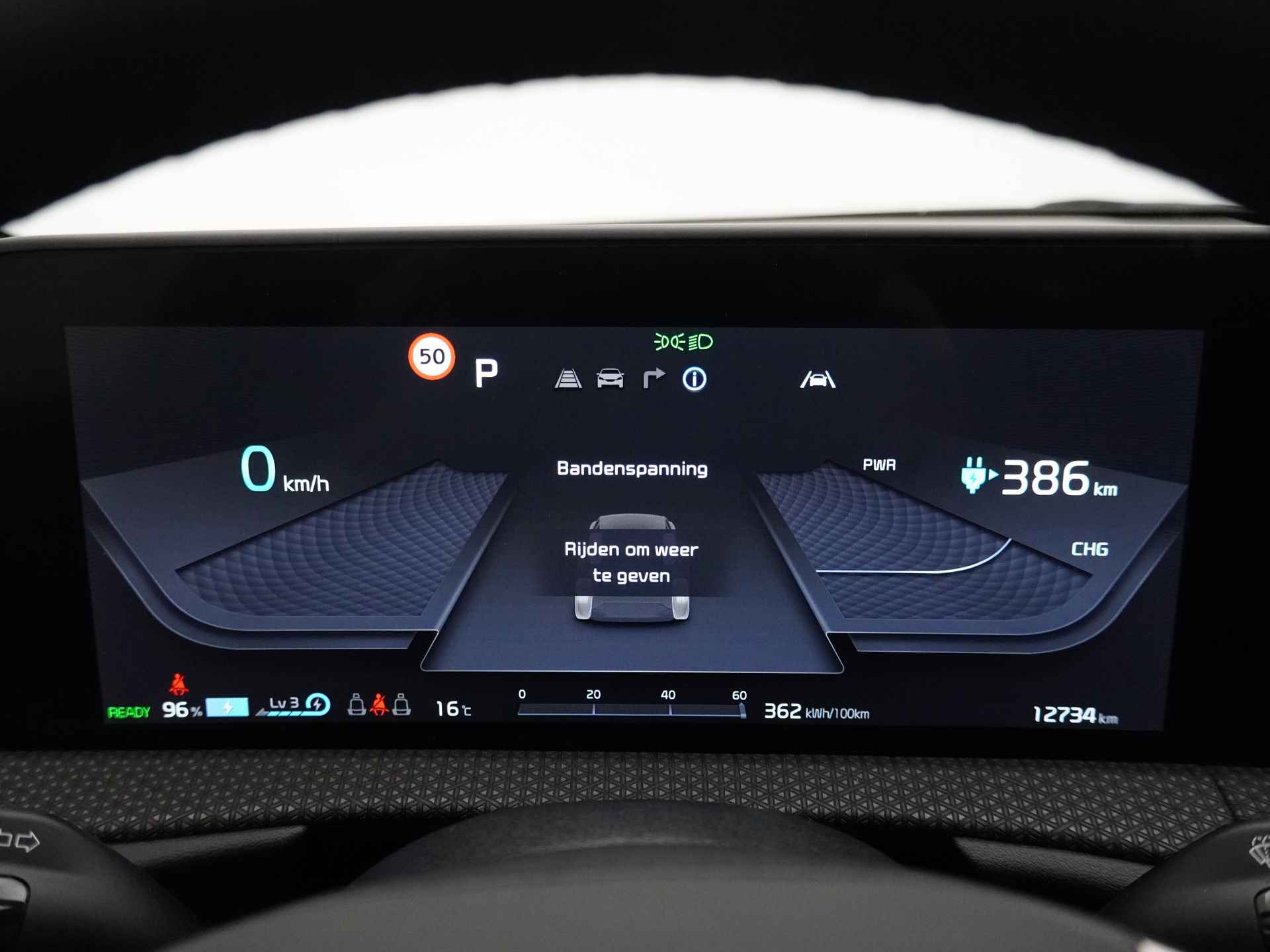 Kia Ev6 Plus 77 kWh RWD 229PK - Navigatie - Climate Control - Adaptief Cruise Control - Android/ Apple CarPlay -   Stoel/Stuur Verwarming - Fabrieksgarantie tot 09-2029 - 24/53