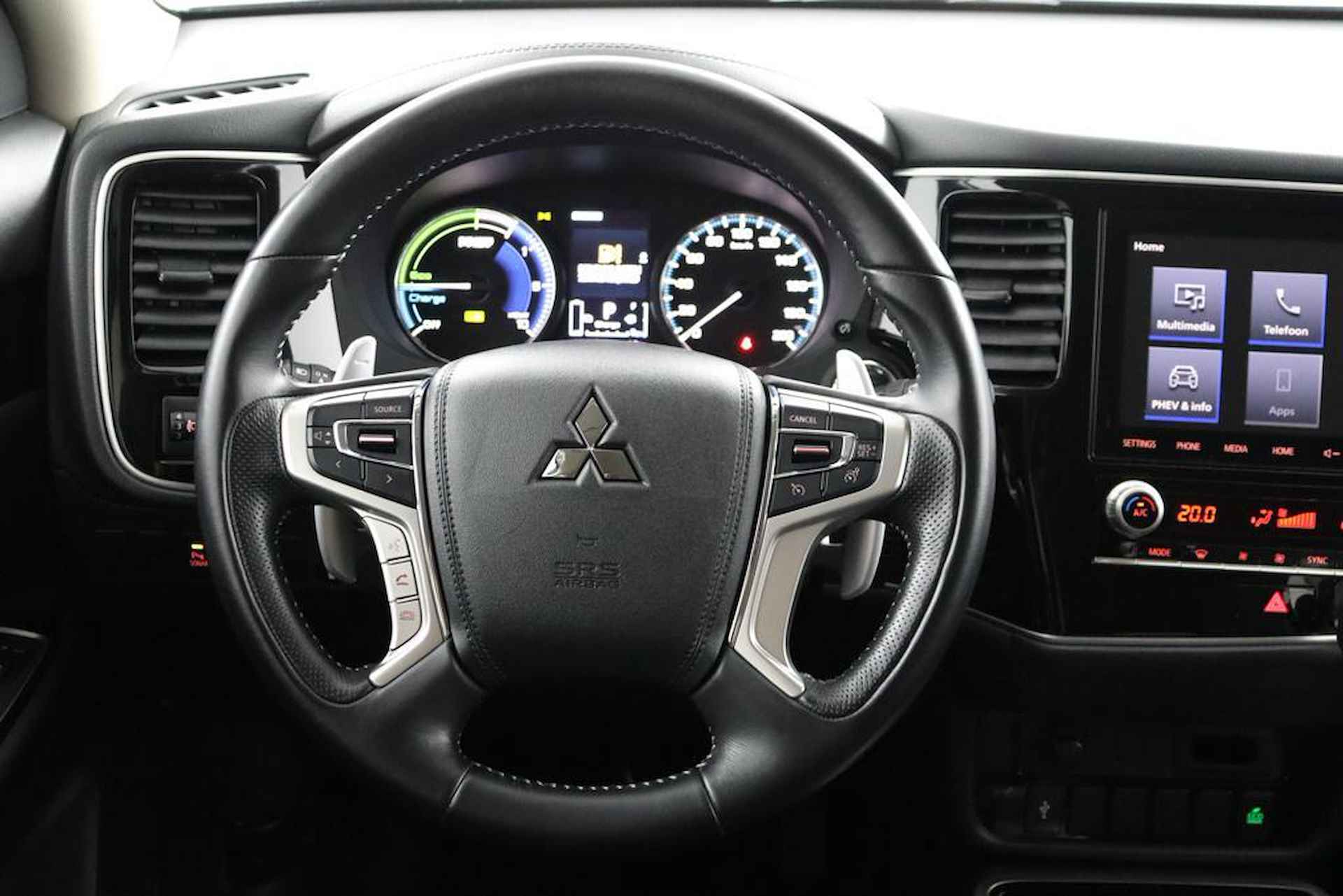 Mitsubishi Outlander 2.4 PHEV Pure | Automaat | Eerste Eigenaar | Camera | Climate Control | Apple Carplay / Android Auto NAVI | 1.500kg trekgewicht - 23/46