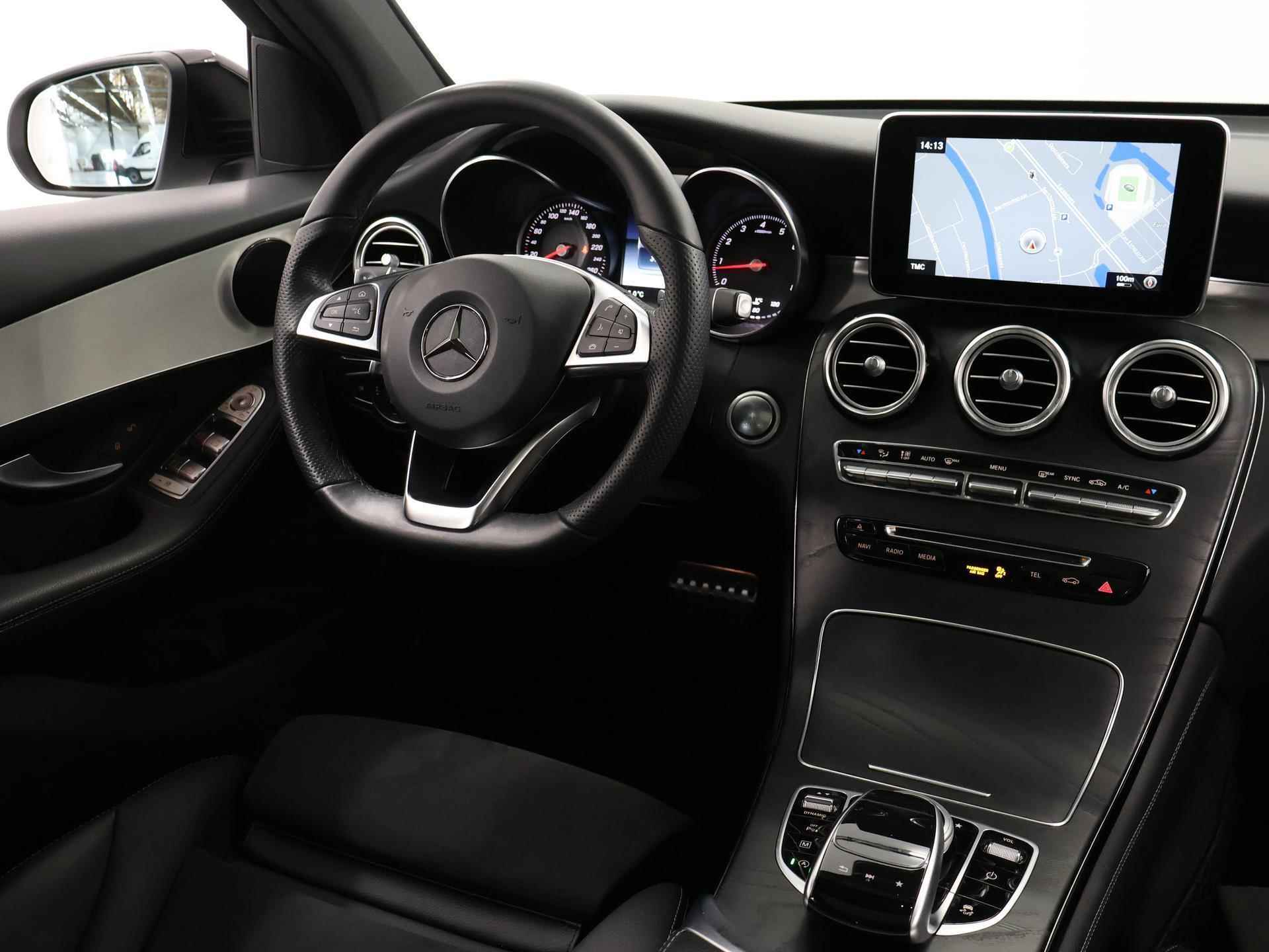 Mercedes-Benz GLC-klasse 250 4MATIC AMG NIGHT | Panoramadak | Trekhaak | Sfeerverlichting | Dodehoekassistent | DAB+ Radio | Achteruitrijcamera | 20 inch Multispaaks AMG | COMAND | - 10/45