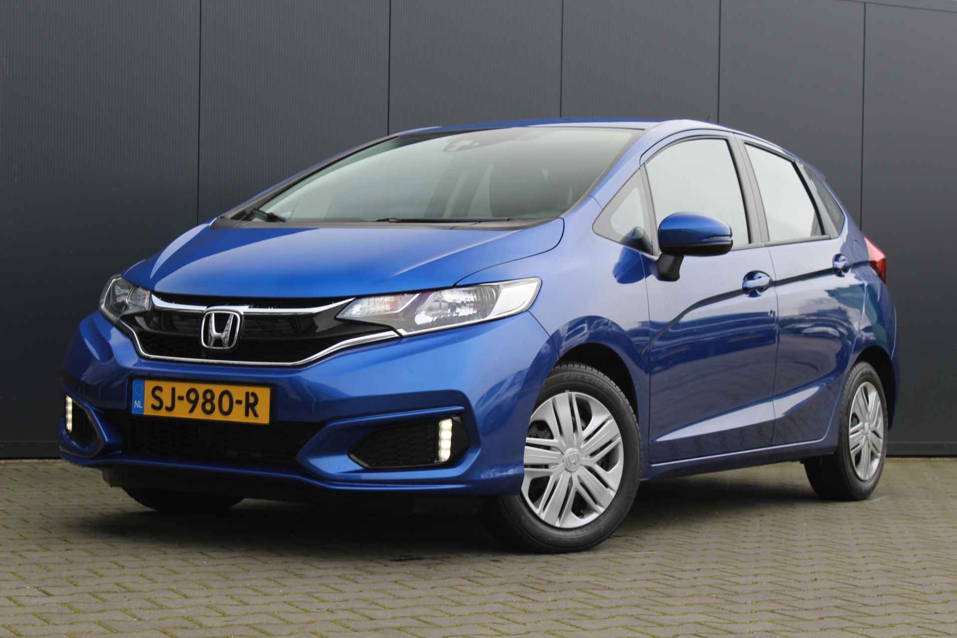 Honda Jazz 1.3 i-VTEC Trend Automaat | incl. 12 maanden garantie | Cruise control | Airco |  Parkeersensoren | Stoelverwarming | Dealer onderhouden | 1ste eigenaar ! | - 4/41