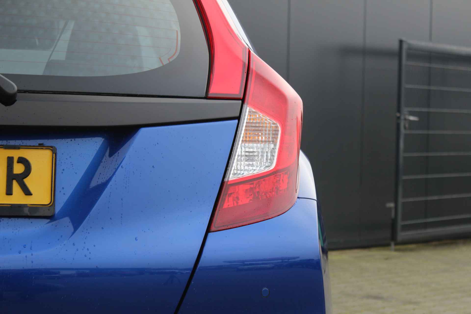 Honda Jazz 1.3 i-VTEC Trend Automaat | incl. 12 maanden garantie | Cruise control | Airco |  Parkeersensoren | Stoelverwarming | Dealer onderhouden | 1ste eigenaar ! | - 6/41