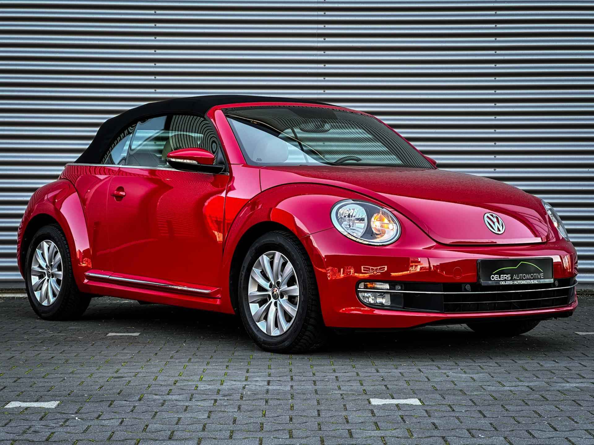 Volkswagen Beetle Cabriolet 1.2 TSI Design | Leder | Parkeersensoren | Windscherm | 1e eig. | Radio/CD | Elektr. ramen | - 5/43