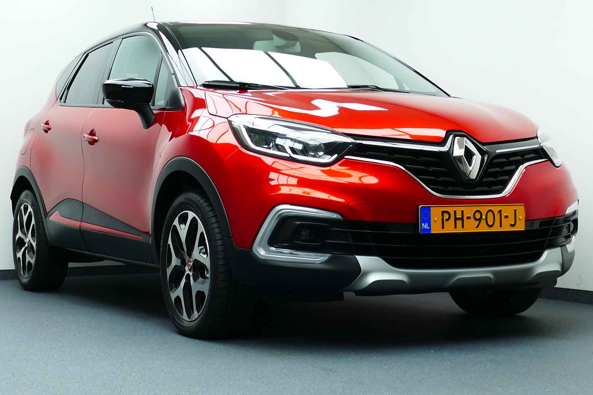 Renault Captur 0.9 TCe Intens 1-Eig. R-Link, Camera, Navi, Clima, Cruise, Led Koplampen, Haak 1200kg - 2/41