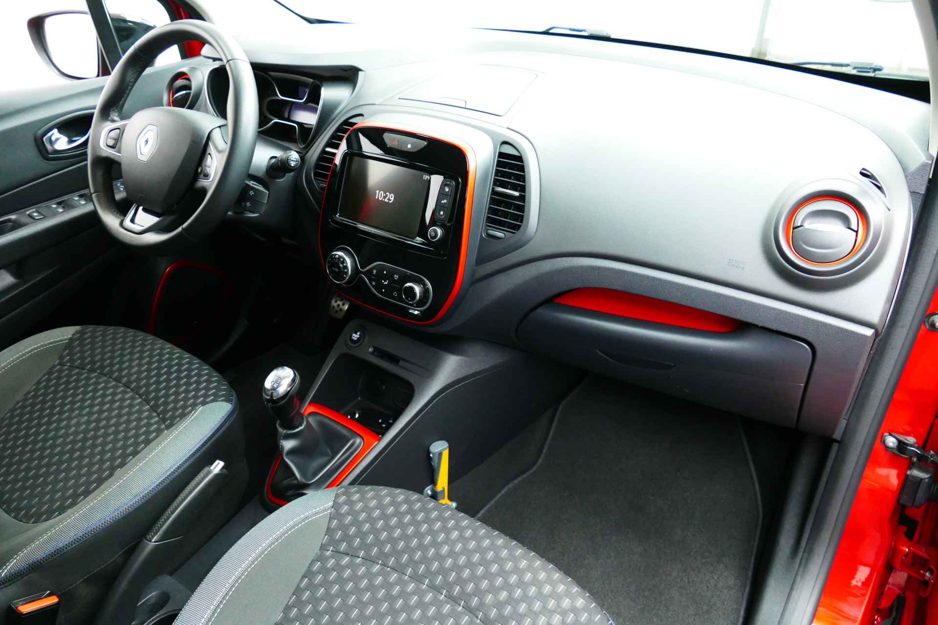 Renault Captur 0.9 TCe Intens 1-Eig. R-Link, Camera, Navi, Clima, Cruise, Led Koplampen, Haak 1200kg - 6/41