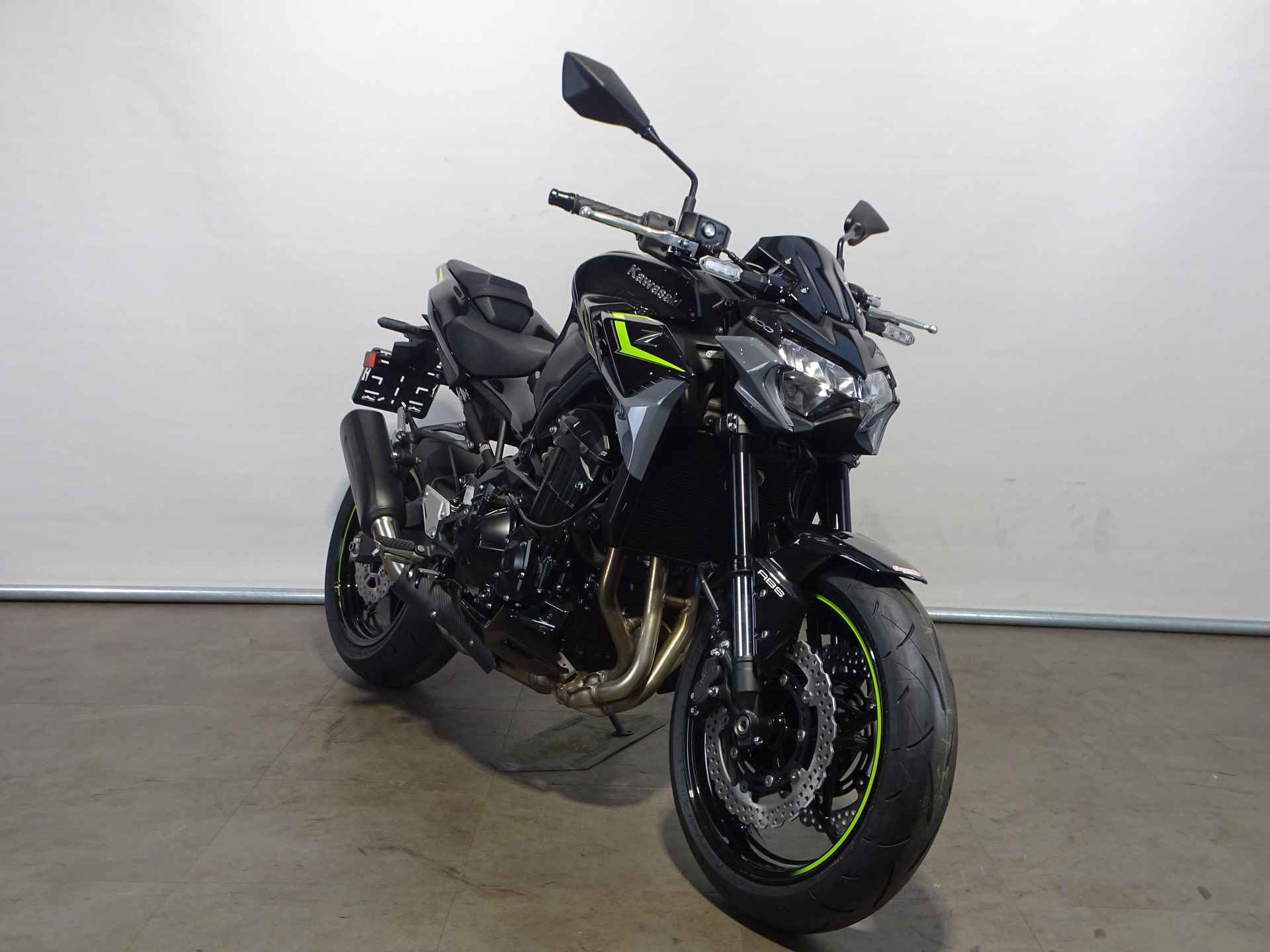 Kawasaki Z 900 - 8/9