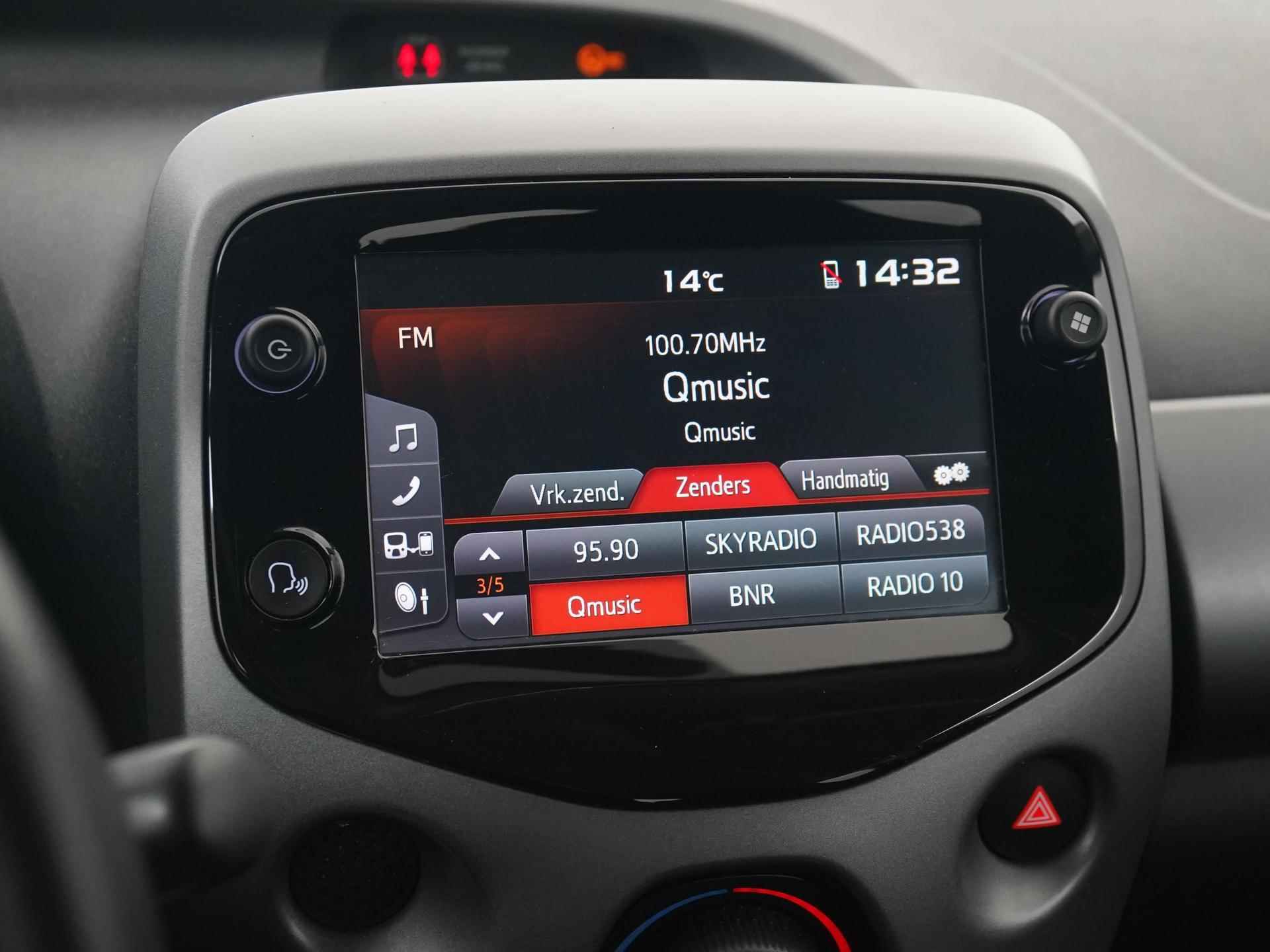 Toyota Aygo 1.0 VVT-i x-play | Camera | Apple/Android Carplay | Zondag Open! - 13/33