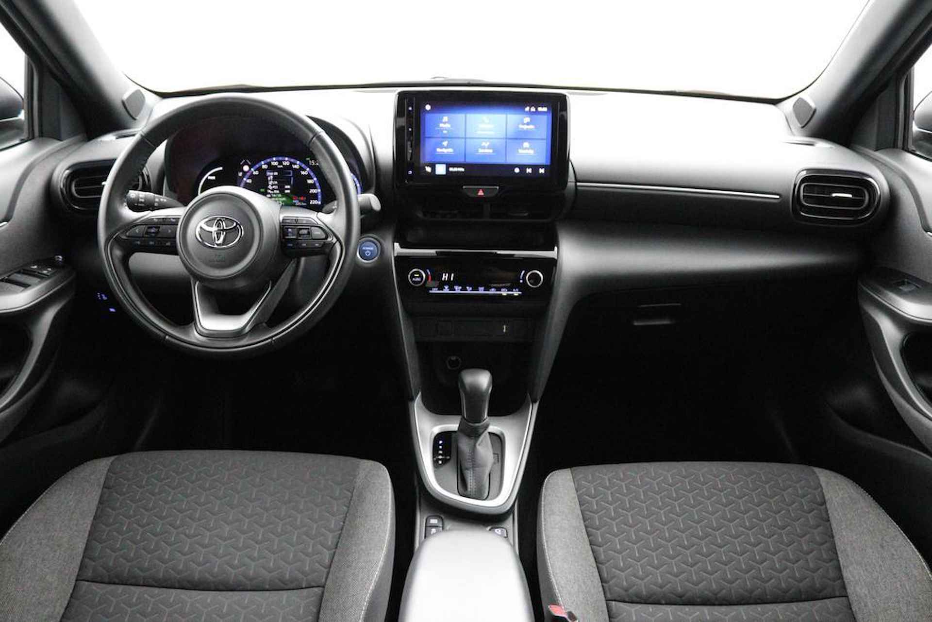 Toyota Yaris Cross 1.5 Hybrid Dynamic | Navigatie | Climate control | Keyless | Parkeercamera | - 4/43