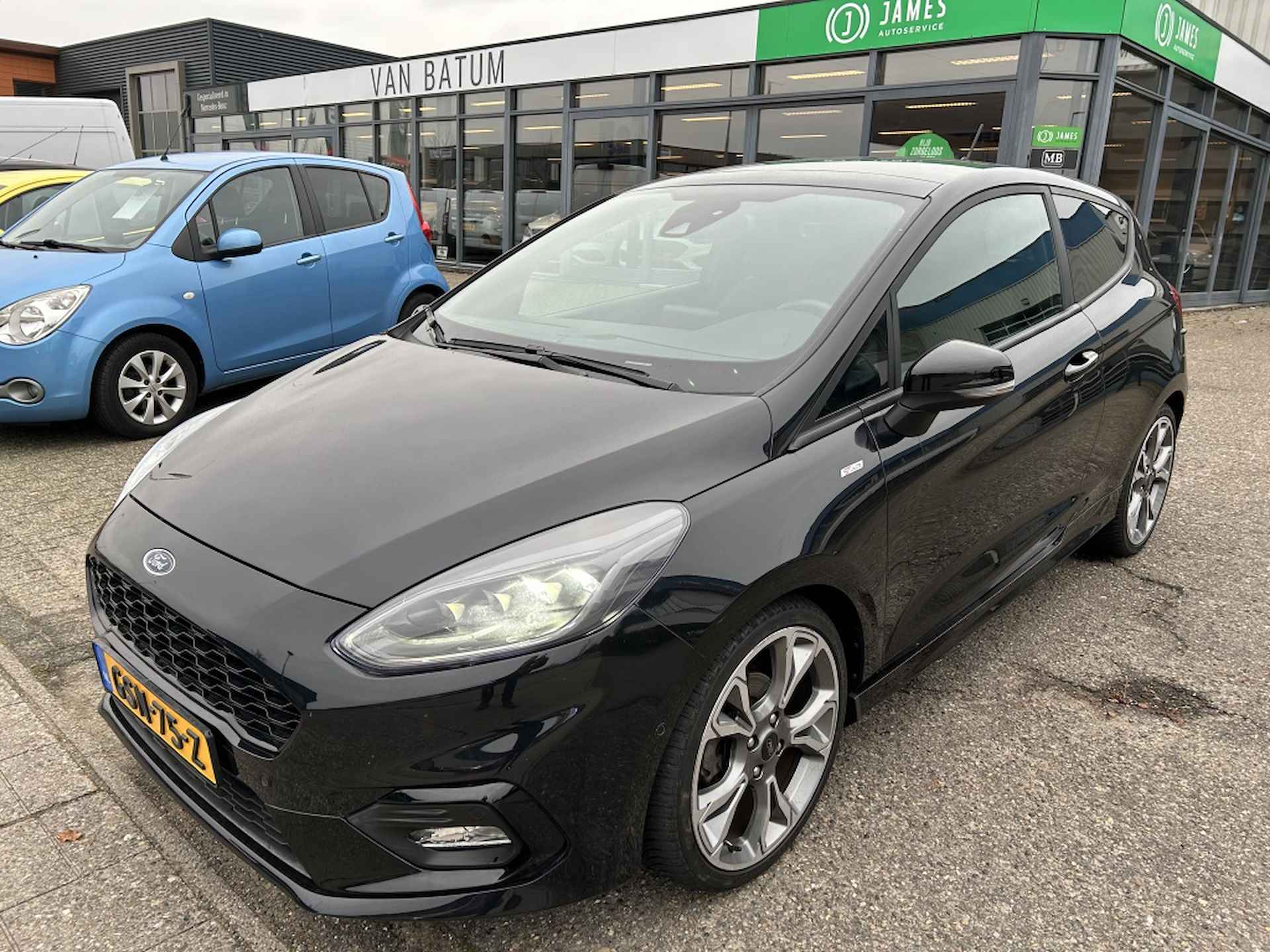 Ford Fiesta 1.0 EcoBoost Hybrid ST-Line X panodak - 3/37