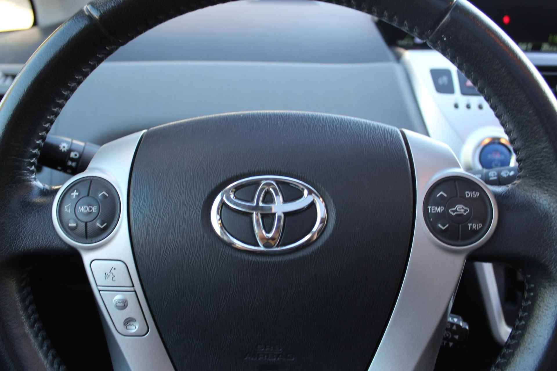 Toyota Prius + 1.8 ASPIRATION CRUISE CLIMA LENDE STEUN KEYLESS PANODAK HEAD-UP DISPLAY 7 PERS UITVOERING - 7/32