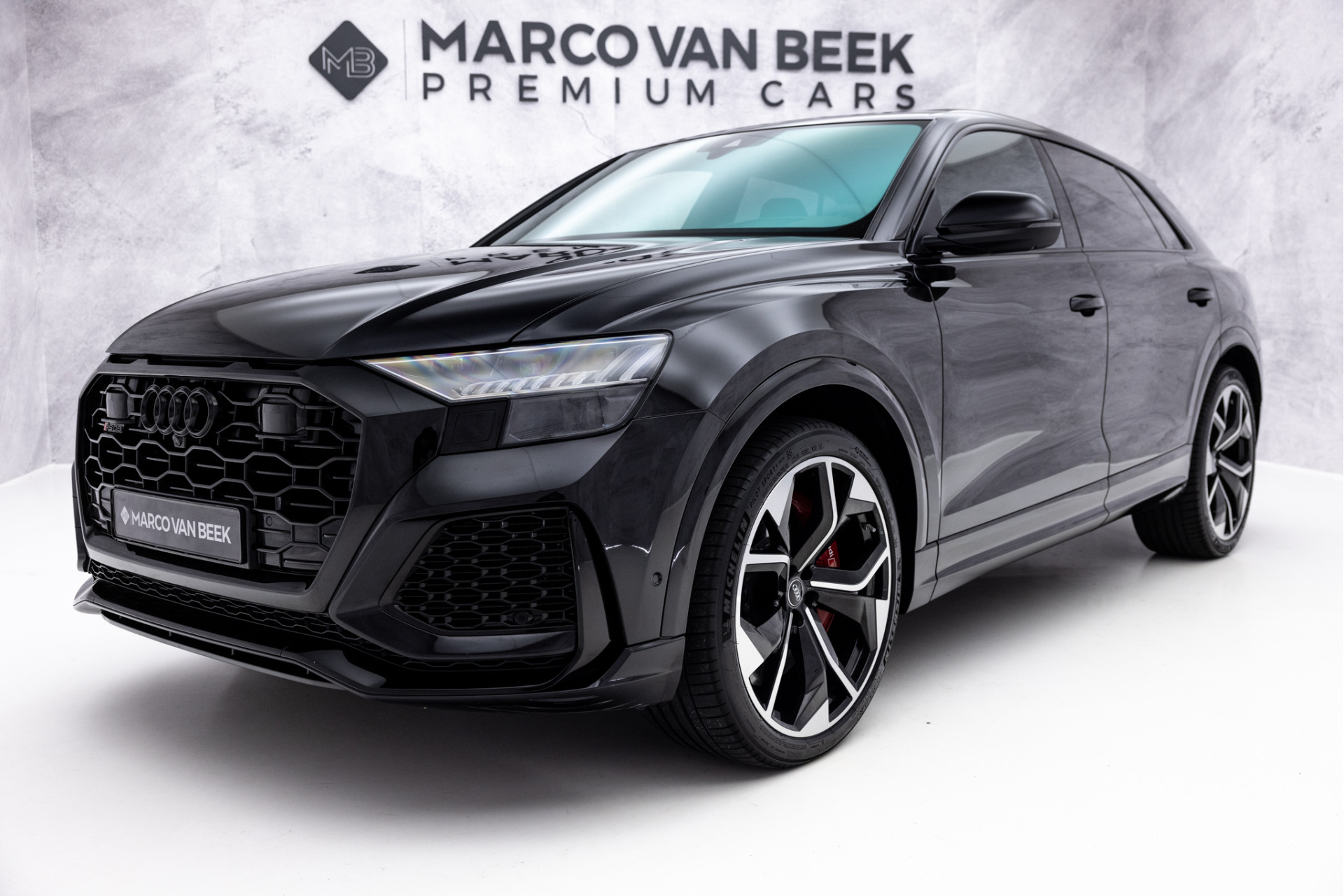 Audi RSQ8 4.0 TFSI Quattro | Keramisch | Pano | Dynamic+ | 23" | Stoelventilatie