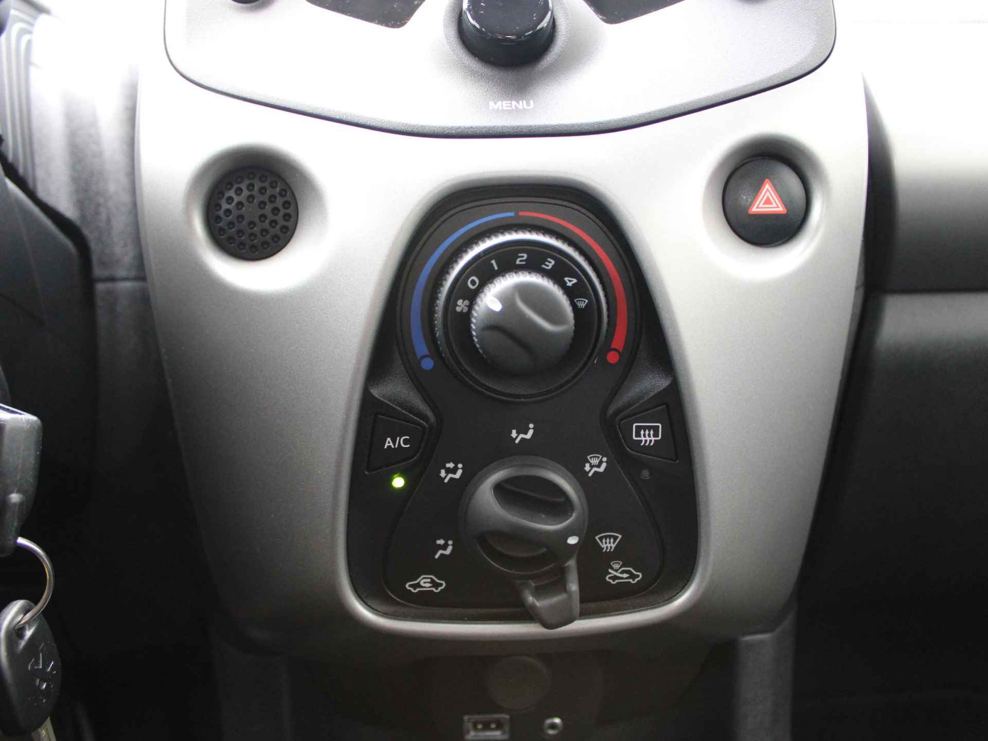 Peugeot 108 1.0 e-VTi Active | Airco / Bluetooth - 17/23