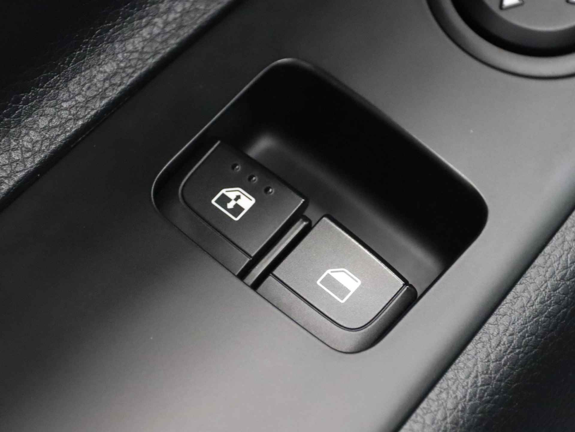 Kia Stonic 1.0 T-GDi MHEV DynamicLine | Camera | Apple Carplay / Android Auto | Airco | Cruise control | Bluetooth | Lichtmetalen velgen | - 31/37