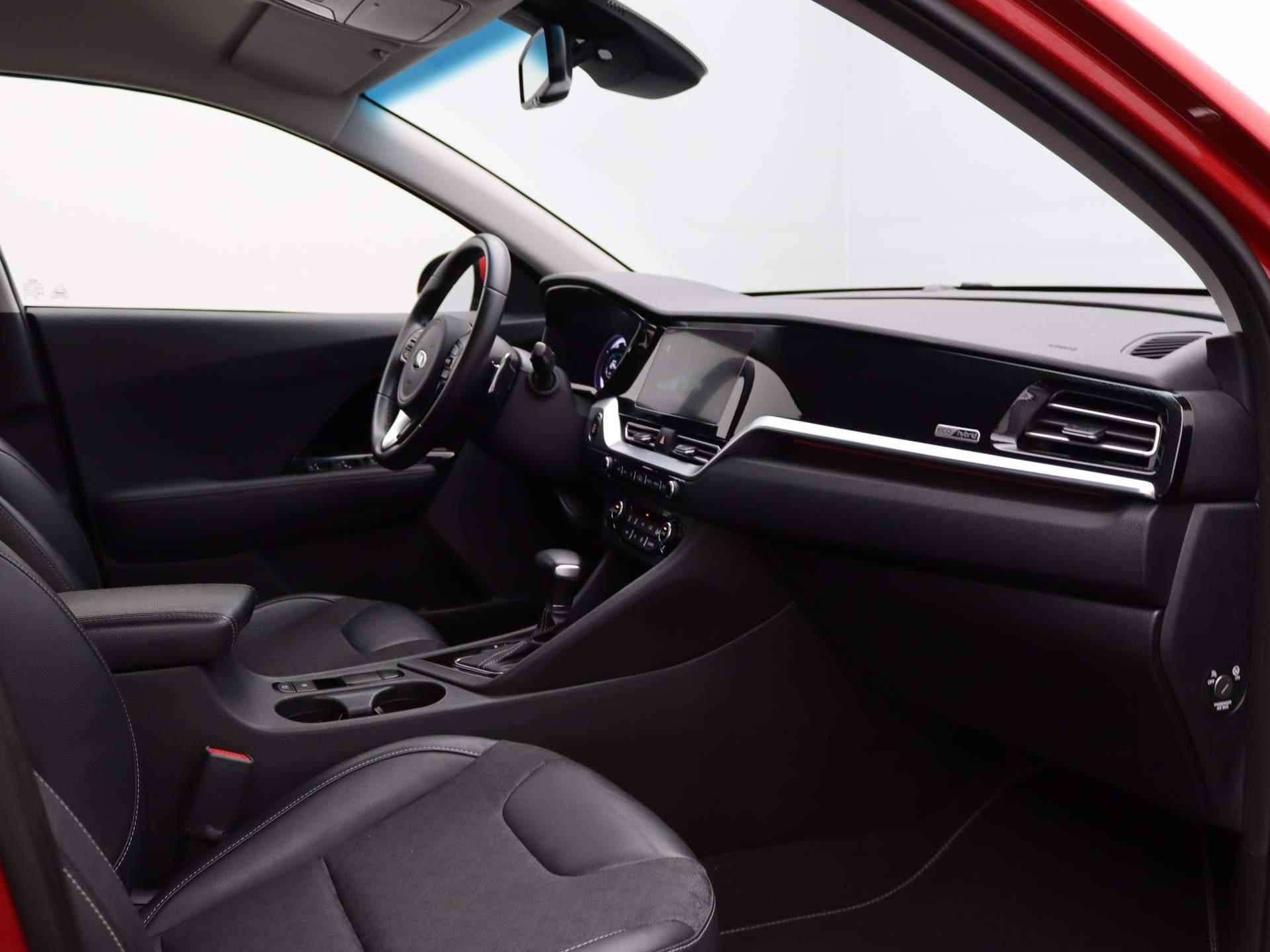 Kia Niro 1.6 GDi Hybrid DynamicLine | Edition | Parkeersensoren v+a | Navigatie | Privacy glas | Camera | - 28/43
