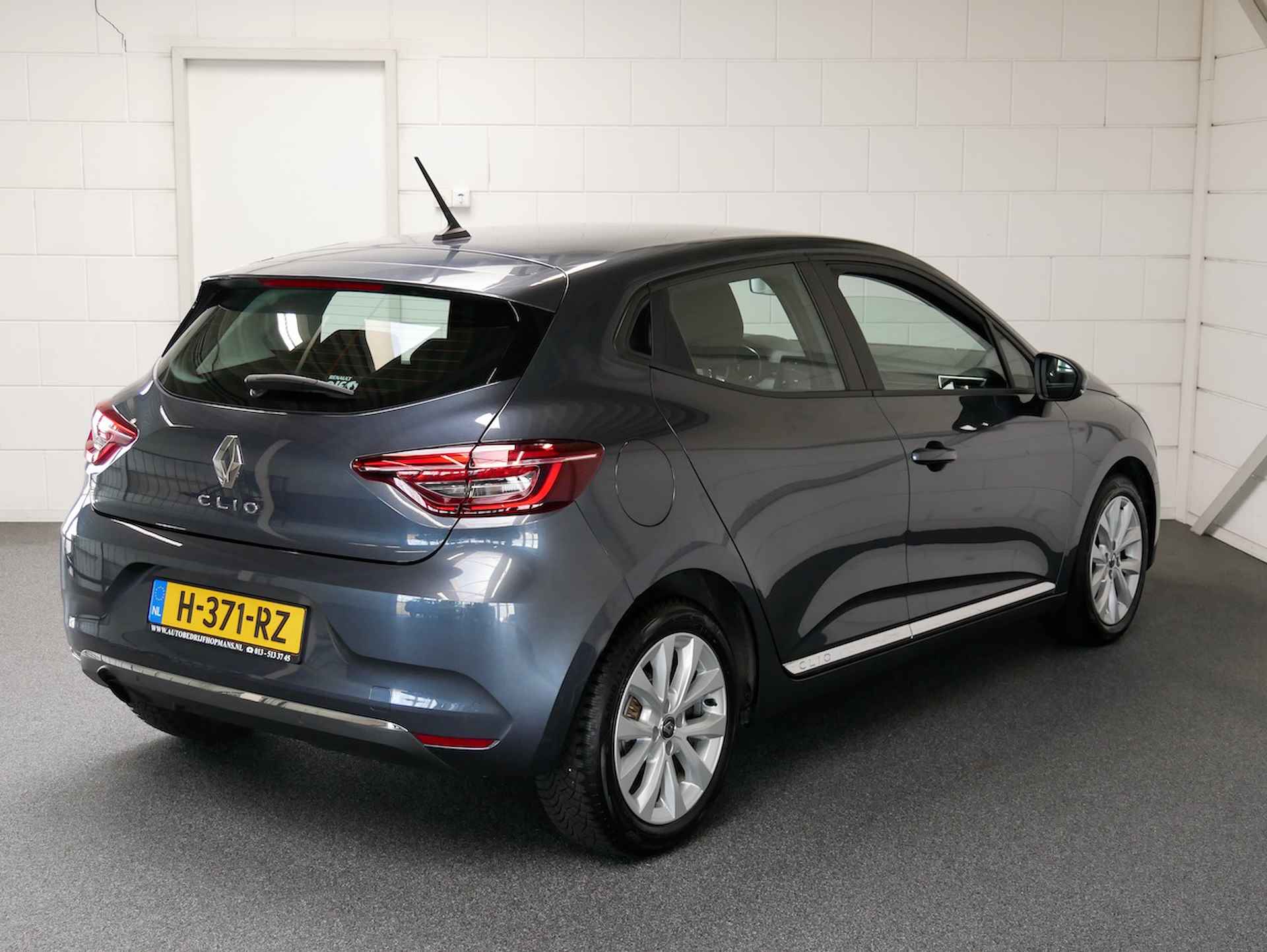 Renault Clio 1.0 TCe100pk Zen Navi/AC/LMV/PDC/Carplay (all-incl. prijs) - 10/29