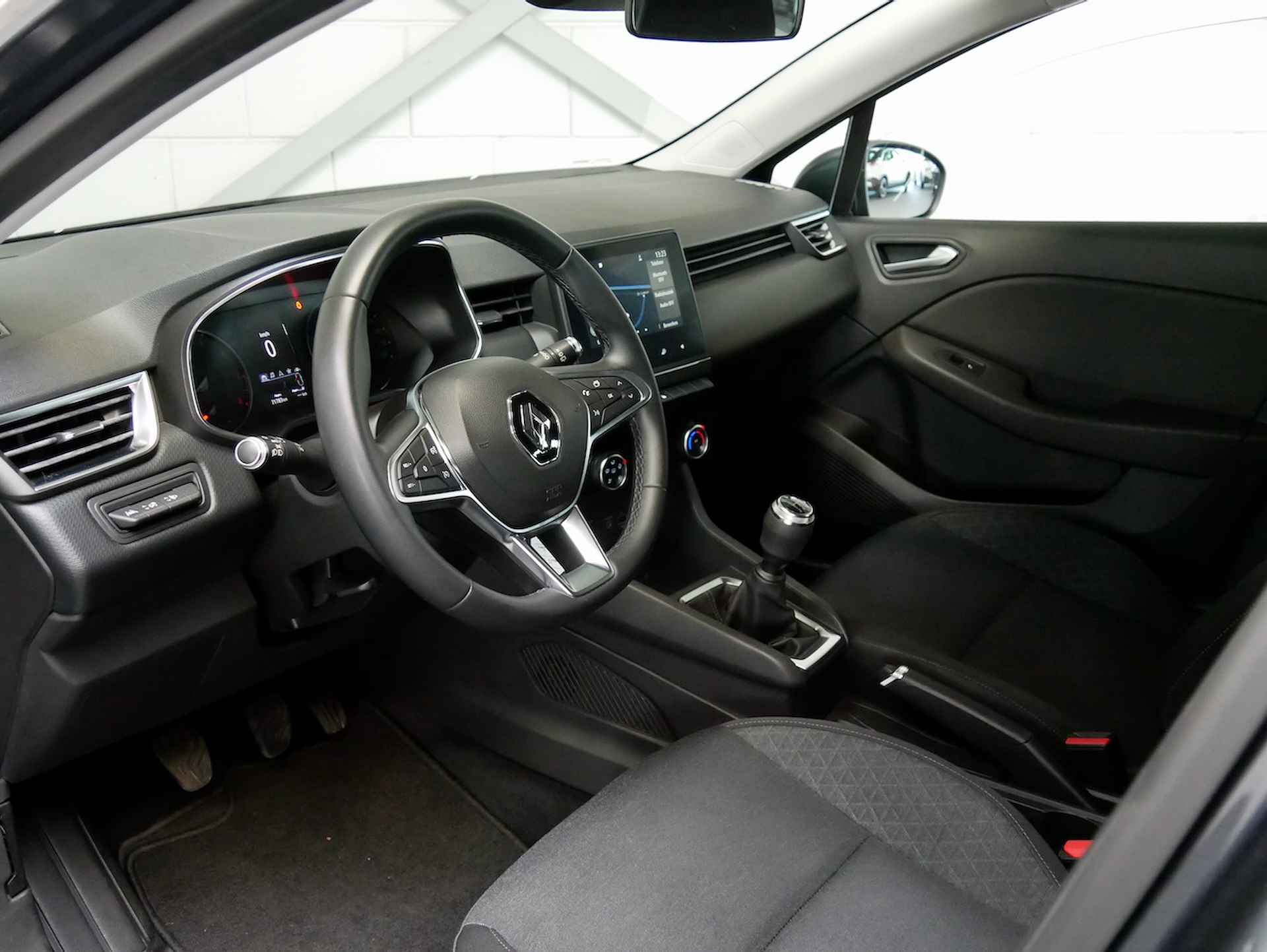 Renault Clio 1.0 TCe100pk Zen Navi/AC/LMV/PDC/Carplay (all-incl. prijs) - 16/29