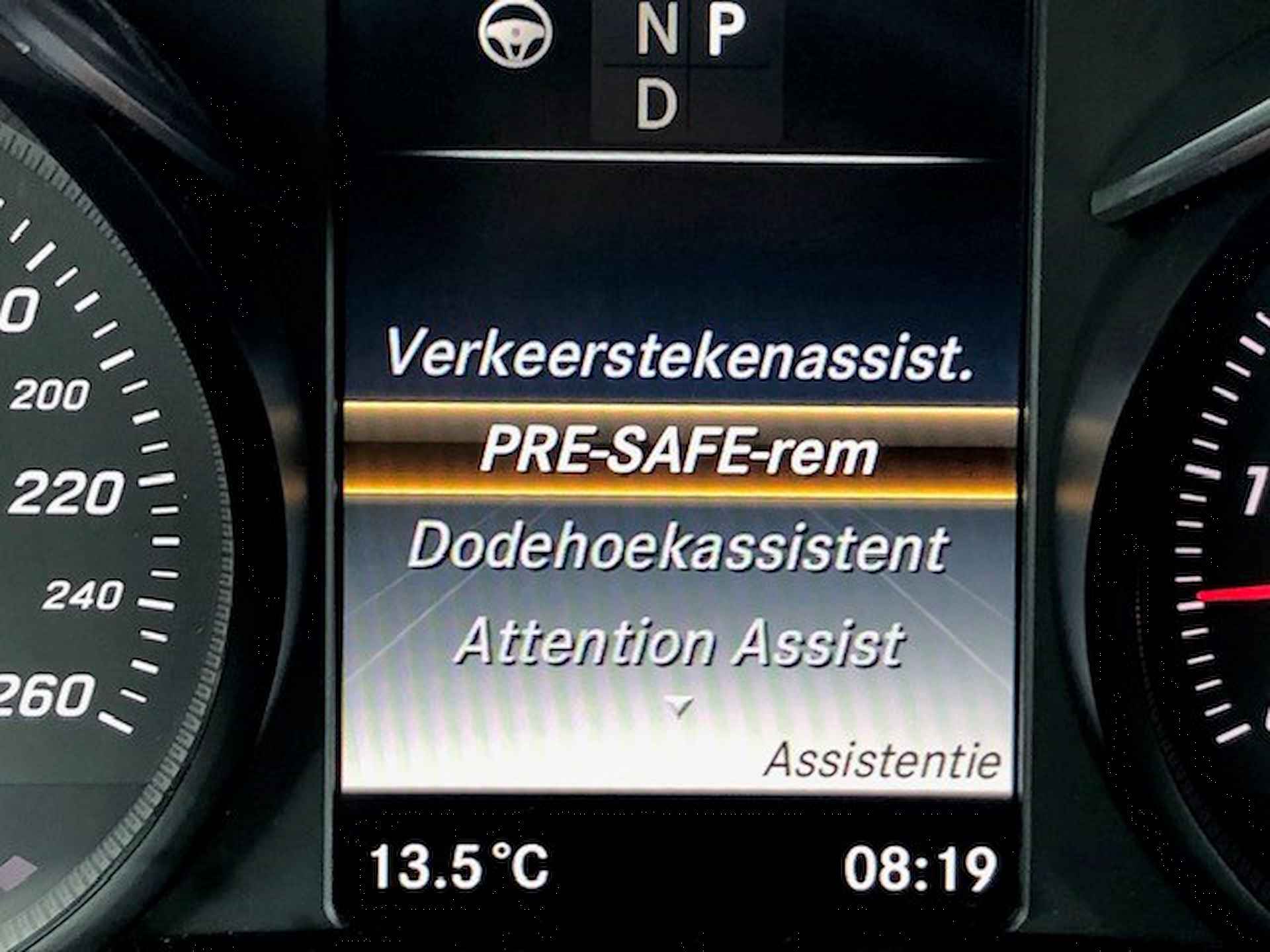 Mercedes-Benz GLC Coupé 350 d 4MATIC AMG-STYLE COMAND NAVIGATIE, BURMESTER, LEER, GEVENTILEERDE STOELEN, STOELVERWARMING, DISTRONIC, DODEHOEK ASSIST, SPOORASSIST, SCHUIF/KANTELDAK, PARKEERHULP V/A, 360 GRADEN CAMERA, ELEC. ACHTERKLEP, LED-LICHT, 19"AMG-VELGEN, ENZ. ENZ. FULL OPTIONS!! - 158/221