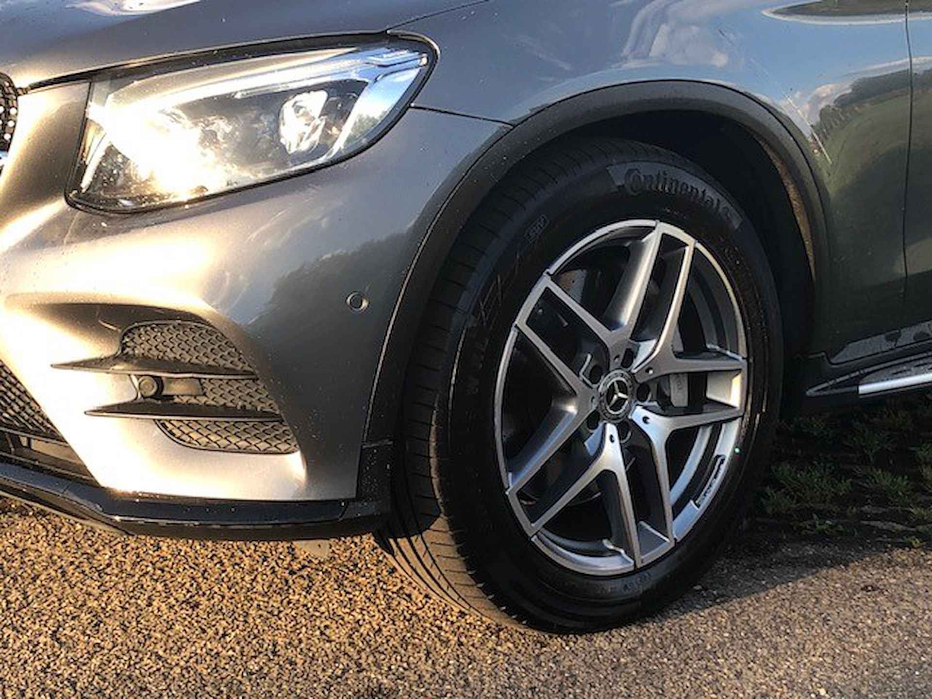 Mercedes-Benz GLC Coupé 350 d 4MATIC AMG-STYLE COMAND NAVIGATIE, BURMESTER, LEER, GEVENTILEERDE STOELEN, STOELVERWARMING, DISTRONIC, DODEHOEK ASSIST, SPOORASSIST, SCHUIF/KANTELDAK, PARKEERHULP V/A, 360 GRADEN CAMERA, ELEC. ACHTERKLEP, LED-LICHT, 19"AMG-VELGEN, ENZ. ENZ. FULL OPTIONS!! - 208/221