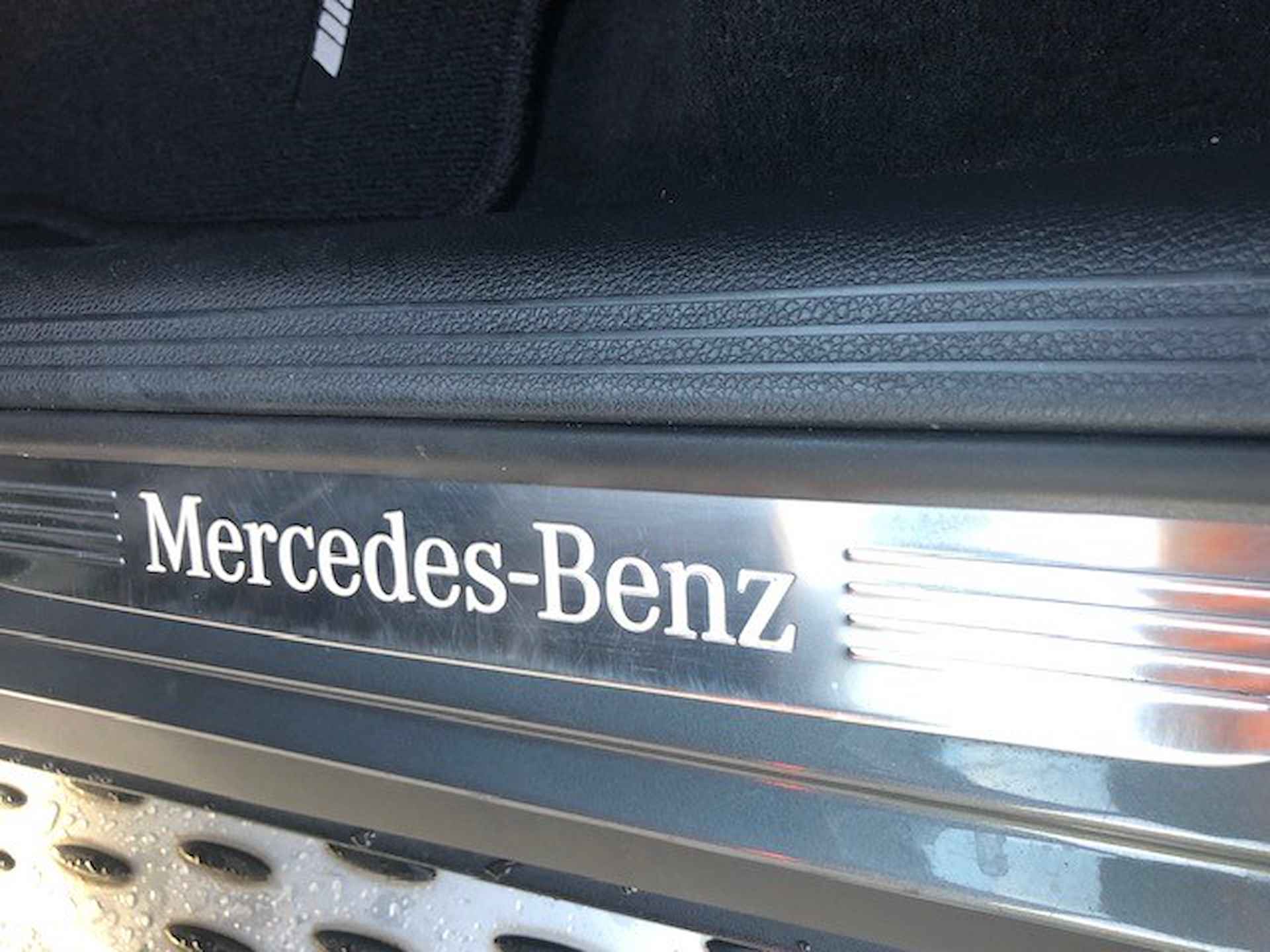 Mercedes-Benz GLC Coupé 350 d 4MATIC AMG-STYLE COMAND NAVIGATIE, BURMESTER, LEER, GEVENTILEERDE STOELEN, STOELVERWARMING, DISTRONIC, DODEHOEK ASSIST, SPOORASSIST, SCHUIF/KANTELDAK, PARKEERHULP V/A, 360 GRADEN CAMERA, ELEC. ACHTERKLEP, LED-LICHT, 19"AMG-VELGEN, ENZ. ENZ. FULL OPTIONS!! - 15/221