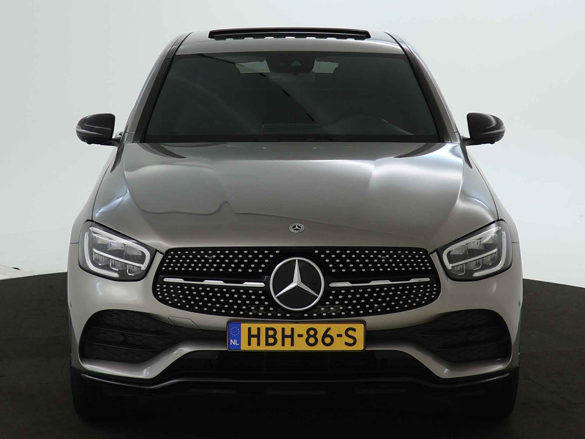 Mercedes-Benz GLC Coupé 300 e Business Solution AMG | 360°-camera | Schuifdak | Nightpakket | Sfeerverlichting | Inclusief 24 maanden MB Certified garantie voor Europa. - 35/50