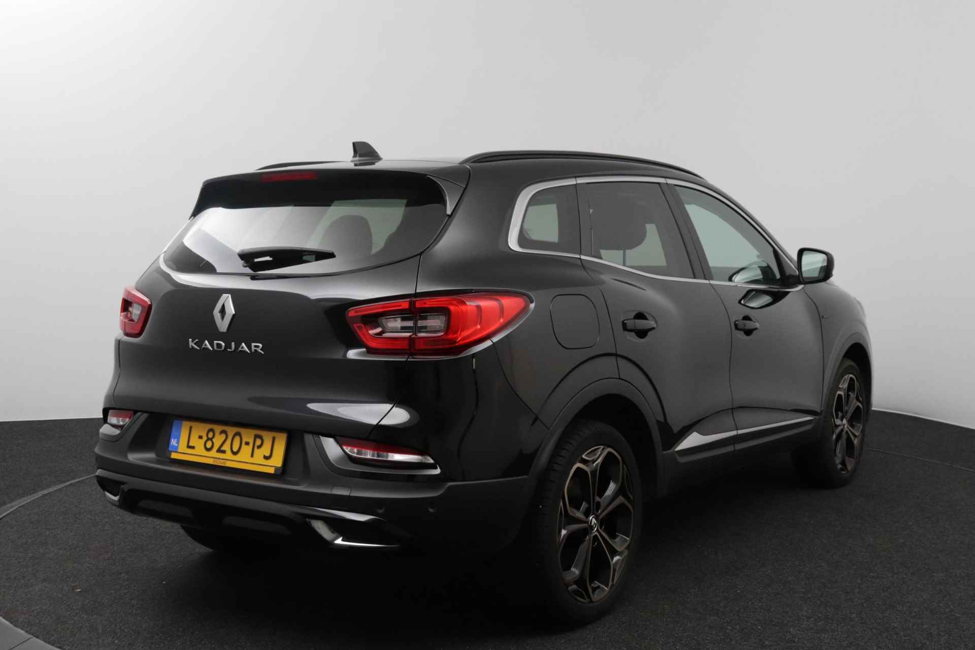 Renault Kadjar 1.3 TCe 140 EDC Black Edition | Panoramadak | Bose Audio | Carplay | - 3/43