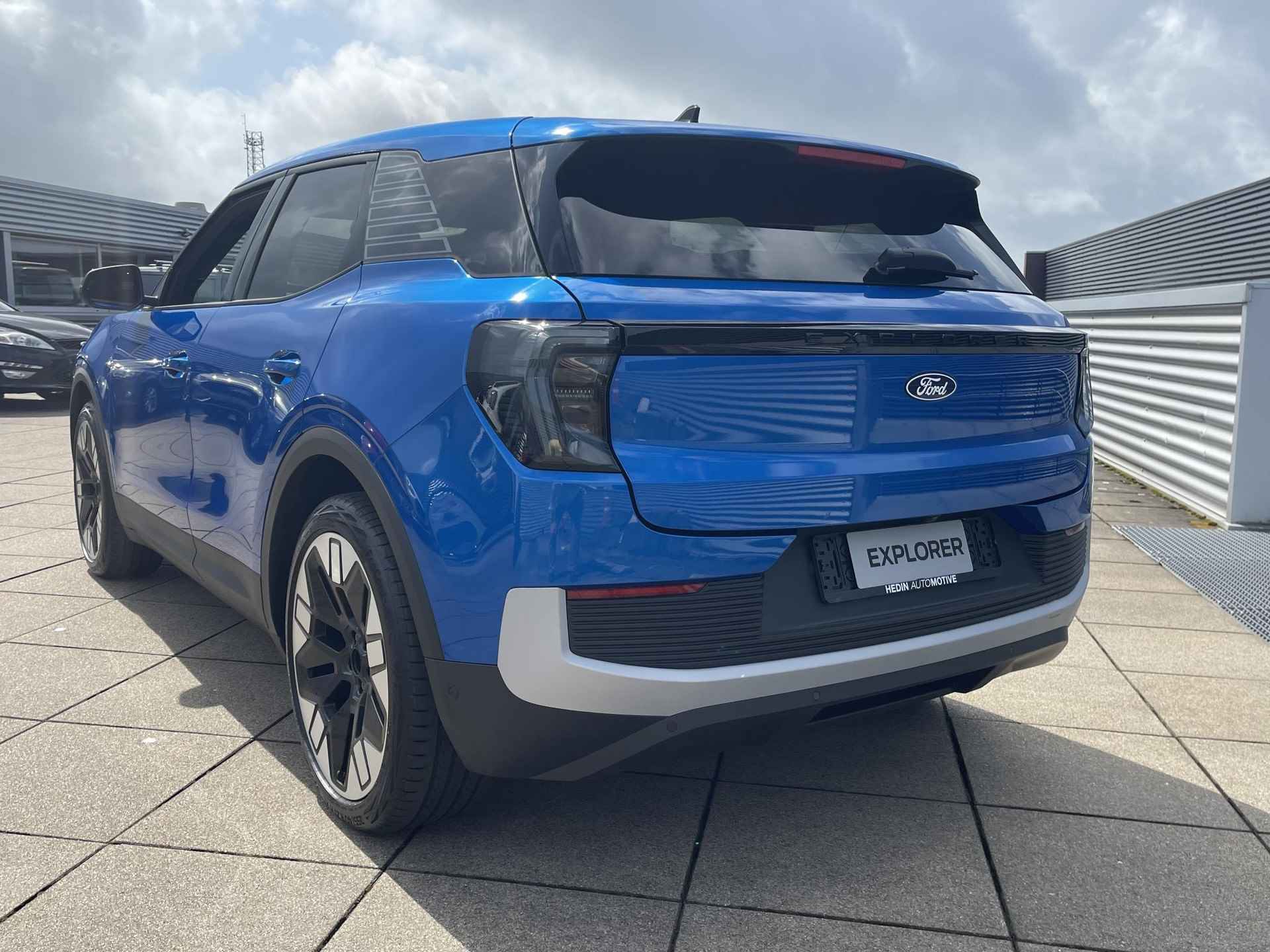 Ford Explorer Premium Extended Range RWD 77 kWh - 5/36