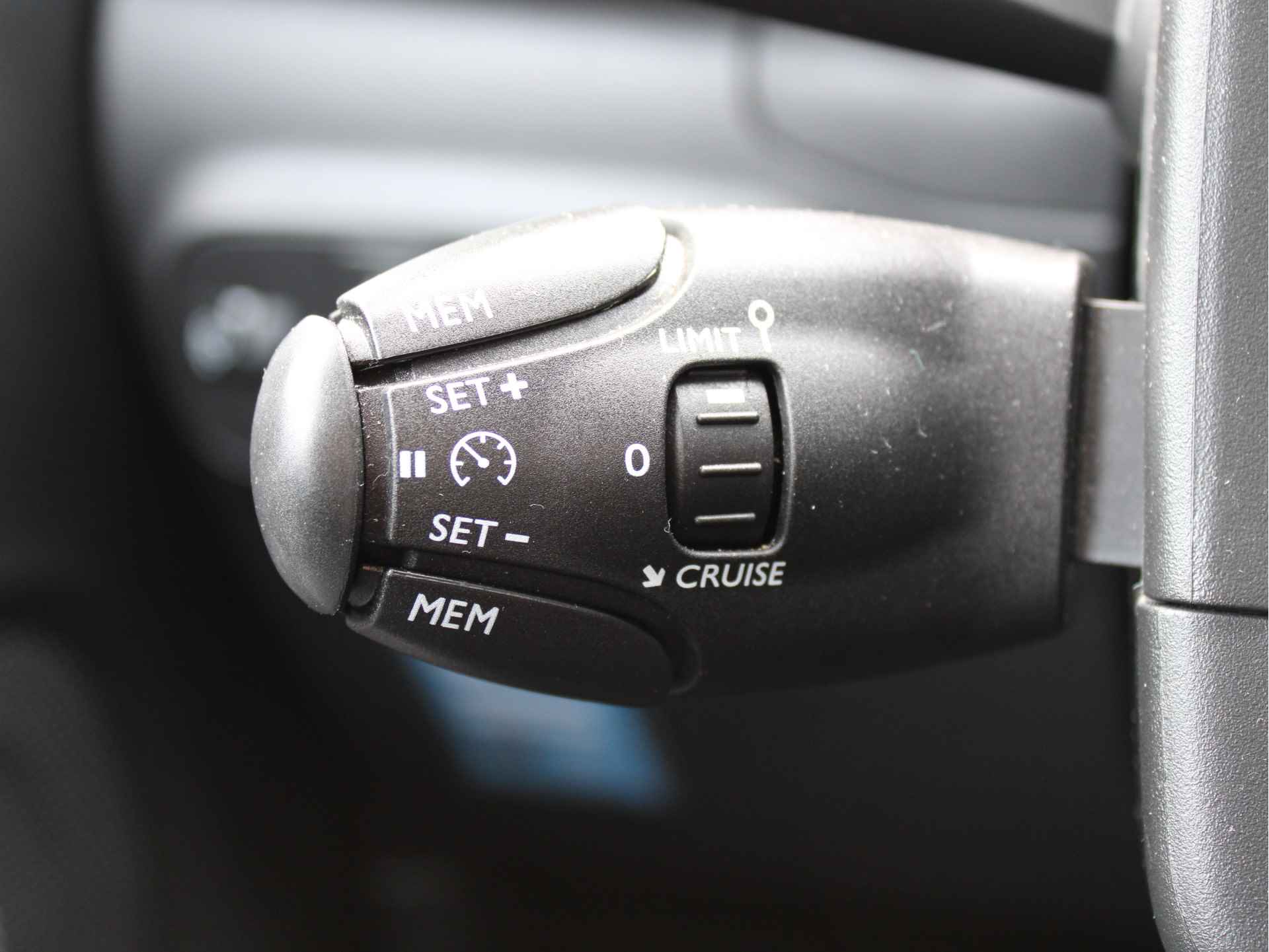 Citroën C3 1.2 PureTech 110PK S&S Business Automaat /NAVI/PDC/Keyless/Lane assist/Stoelverwarming/Apple carplay/Cruise control/NAP! 1e eig! Dealer onderhouden! - 11/51