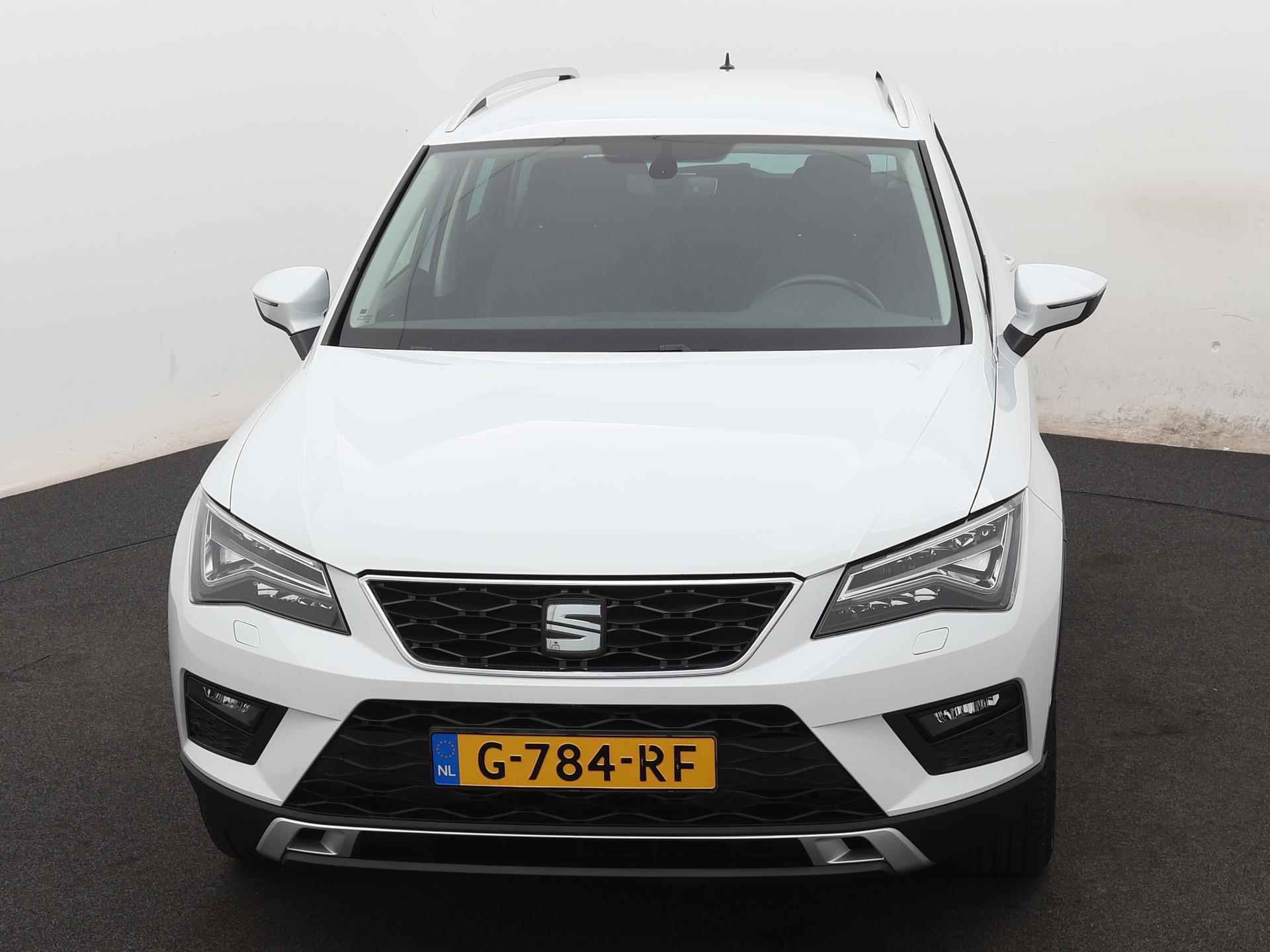 SEAT Ateca 1.5 TSI Style Business Intense 150 PK | Automaat | LED Koplampen | Trekhaak | Navigatie | Rondomzicht Camera | Climate Control | Apple Carplay/Android Auto | Elektrische achterklep | Cruise Control | Privacy Glass | Parkeersensoren | Stoelverwarming | Lichtmetalen velgen | - 9/22