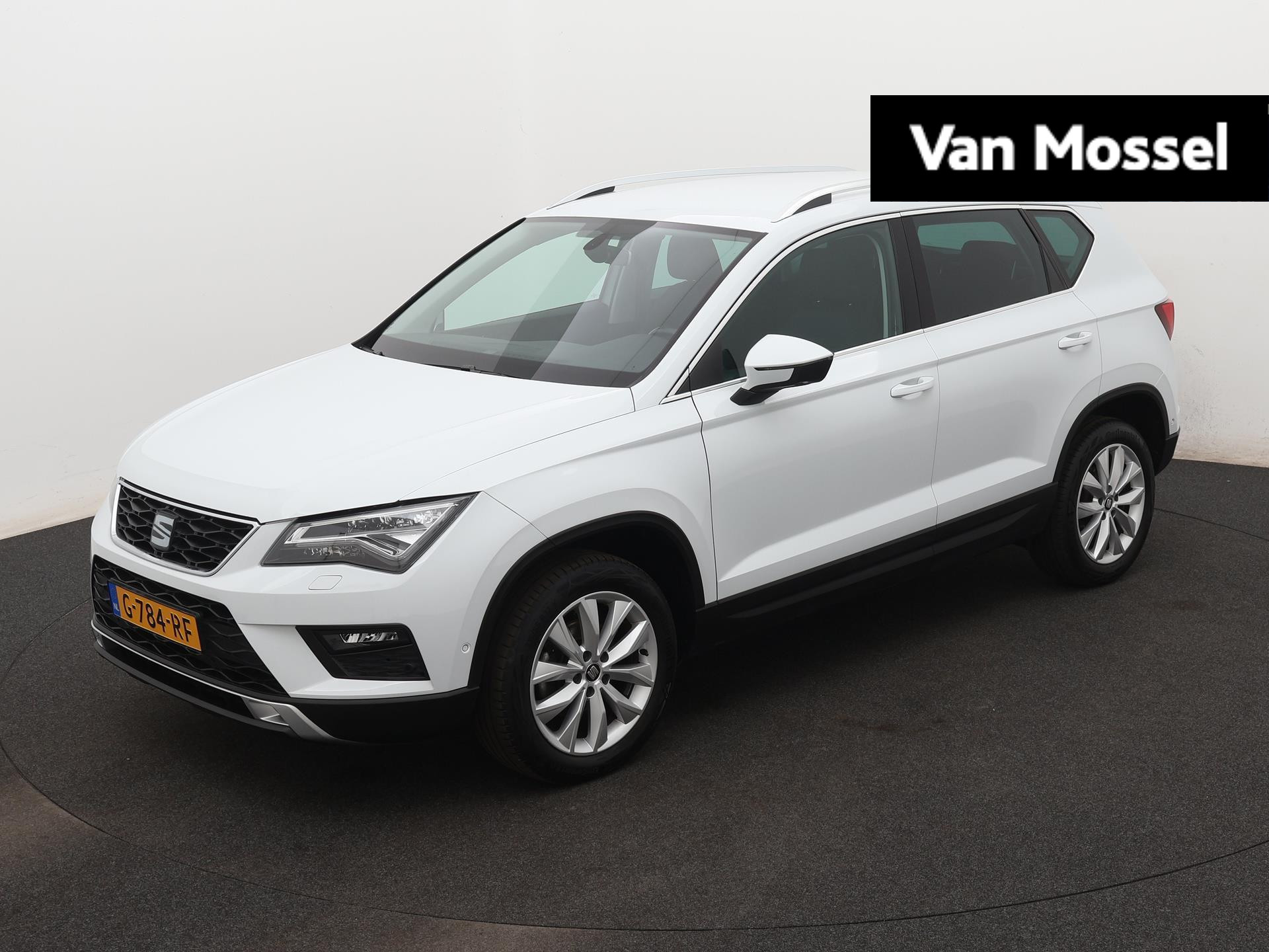 SEAT Ateca 1.5 TSI Style Business Intense 150 PK | Automaat | LED Koplampen | Trekhaak | Navigatie | Rondomzicht Camera | Climate Control | Apple Carplay/Android Auto | Elektrische achterklep | Cruise Control | Privacy Glass | Parkeersensoren | Stoelverwarming | Lichtmetalen velgen |