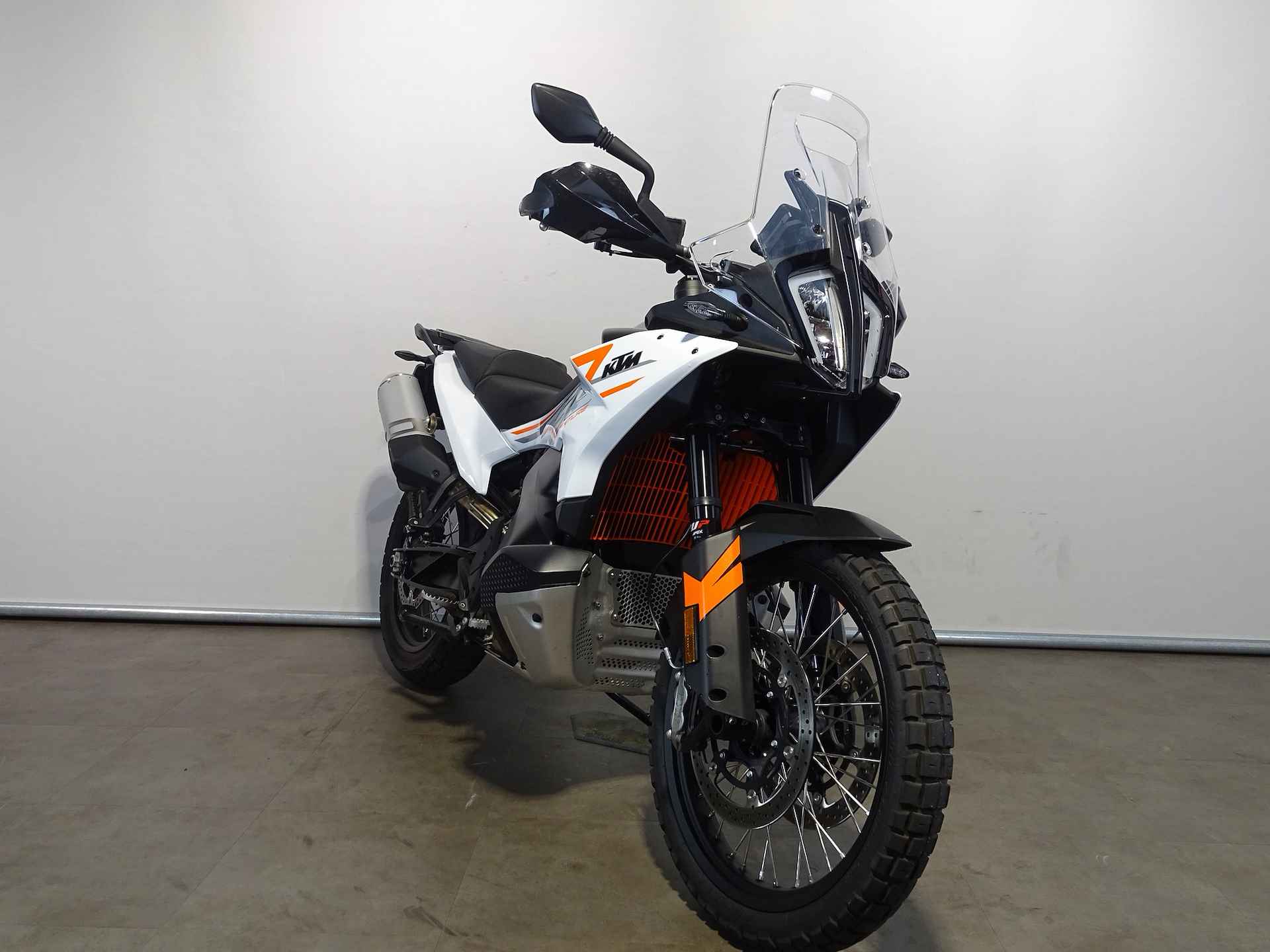 KTM 790 ADVENTURE - 8/9