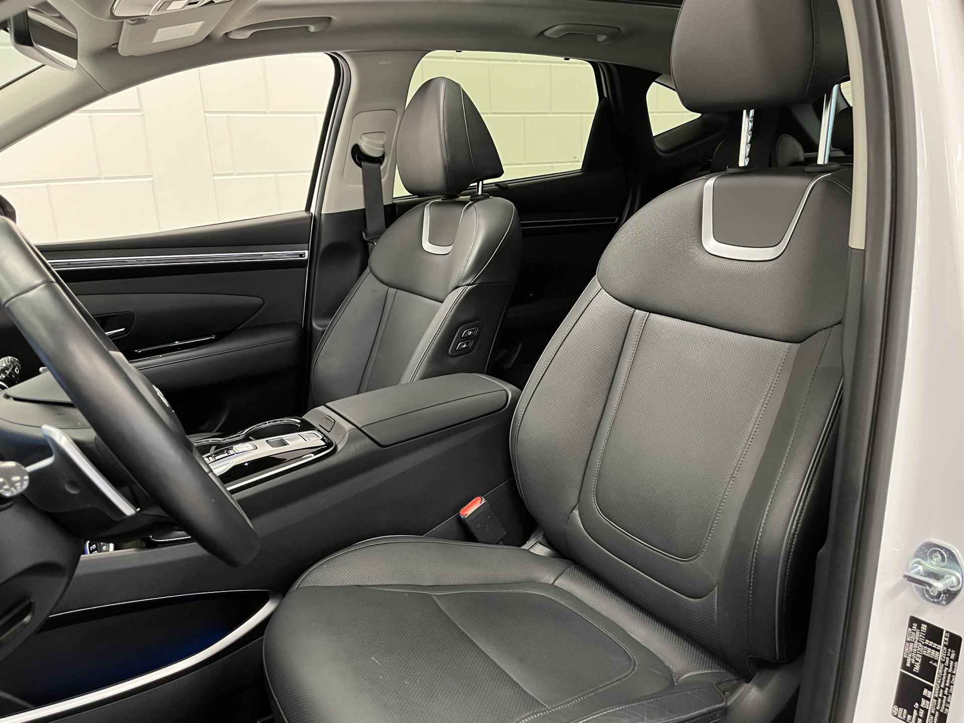 Hyundai Tucson 1.6 T-GDI PHEV Premium Sky 4WD PANORAMISCH SCHUIF/KANTELDAK | LEDER | PREMIUM AUDIO | FULL OPTIONS! - 17/55