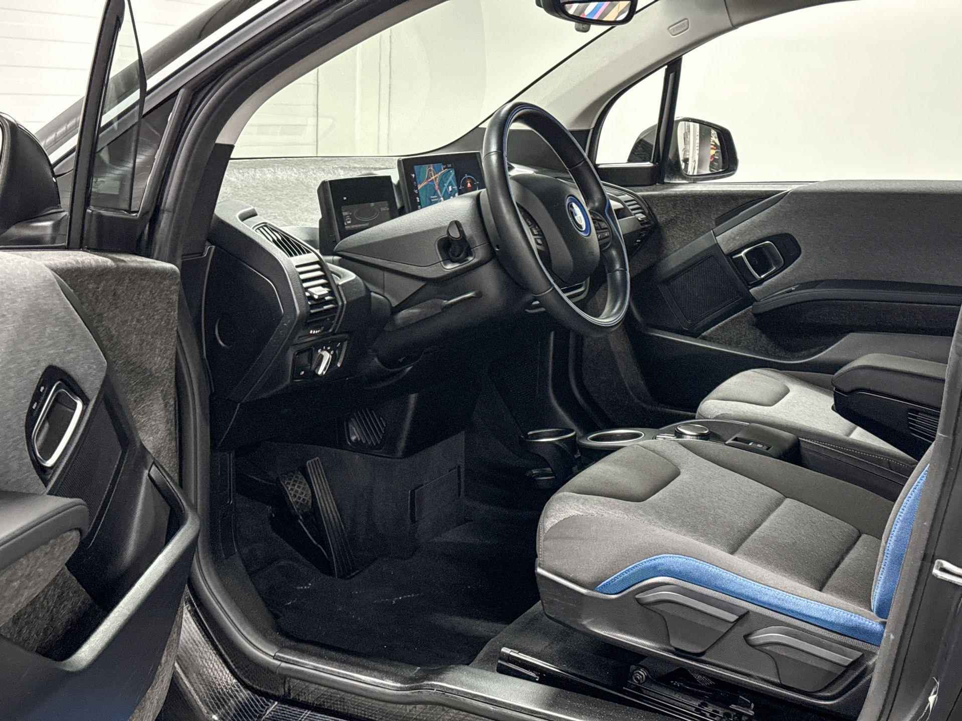 BMW i3 Executive Edition 120Ah 42 kWh - 10/23