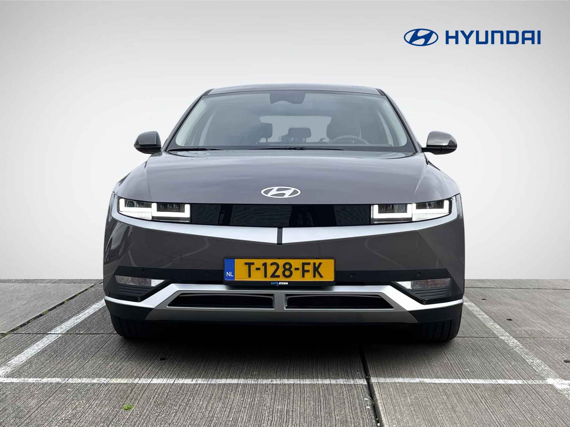 Hyundai IONIQ 5 77 kWh Connect Option Pack | Warmtepomp | Stuur- + Stoelverwarming | Adapt. Cruise Control | Apple Carplay/Android Auto | BOSE Audio | Rijklaarprijs! - 2/24